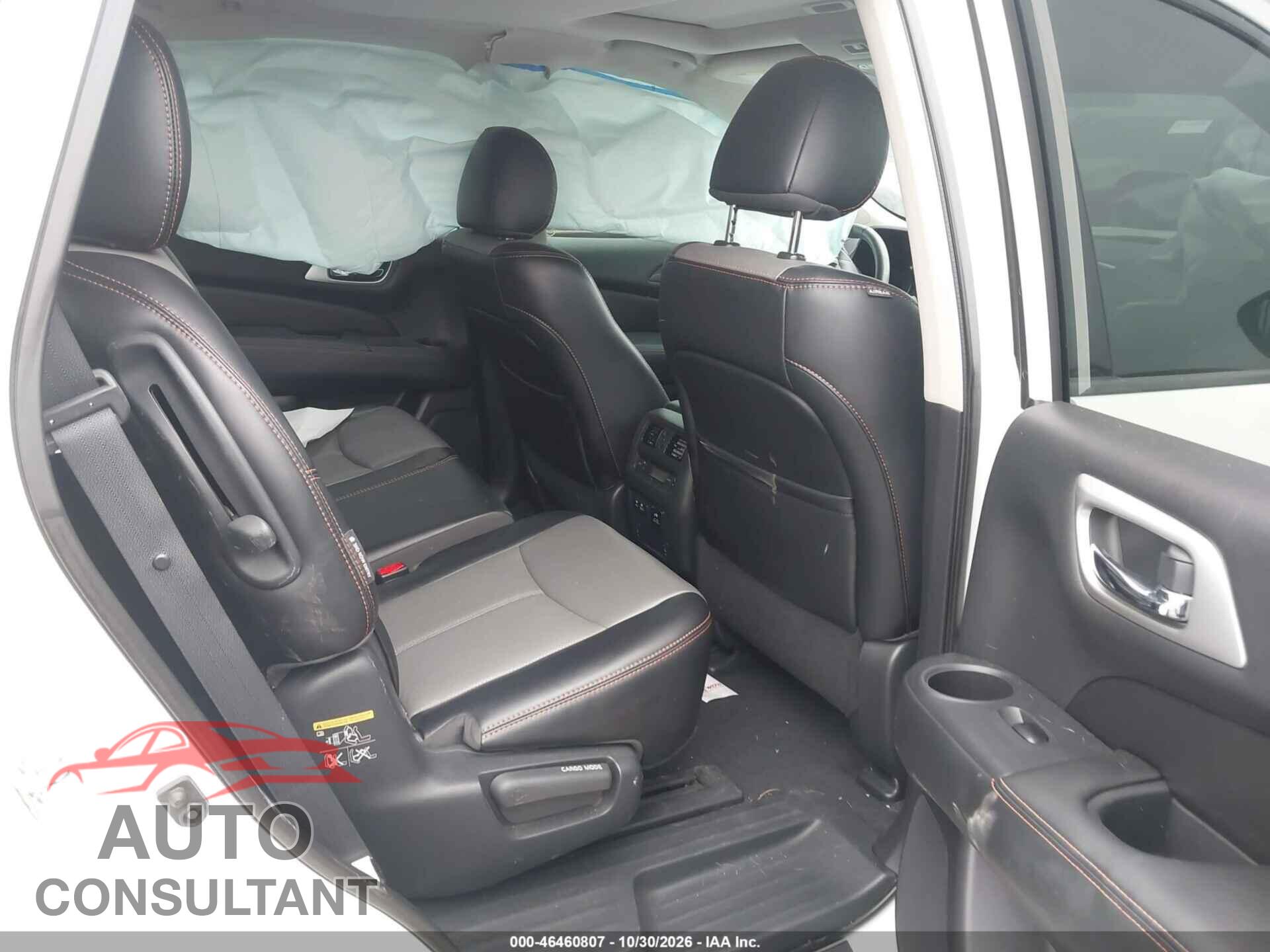 NISSAN PATHFINDER 2020 - 5N1DR2CN6LC634454
