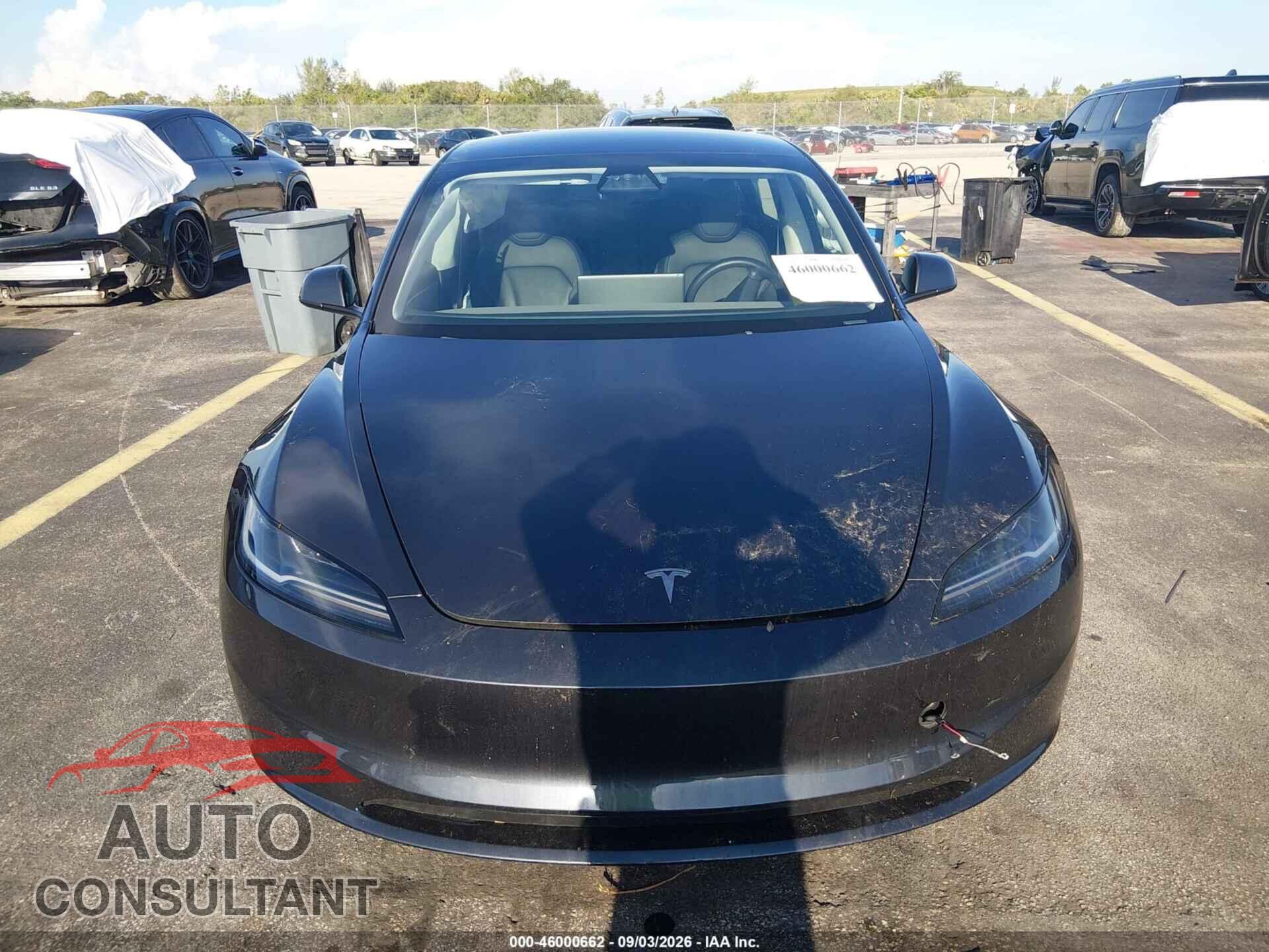 TESLA MODEL 3 2025 - 5YJ3E1EA9SF976367