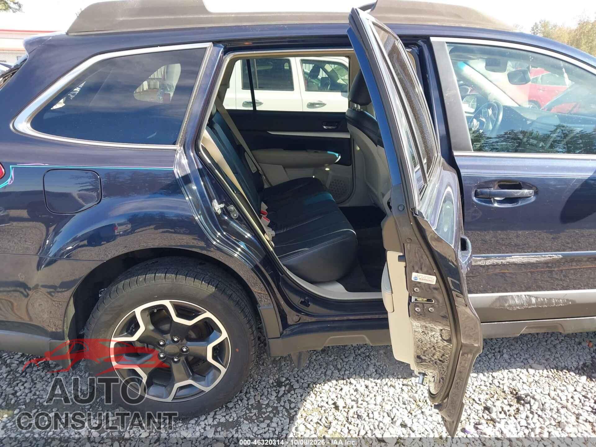 SUBARU OUTBACK 2013 - 4S4BRBGC8D3218102