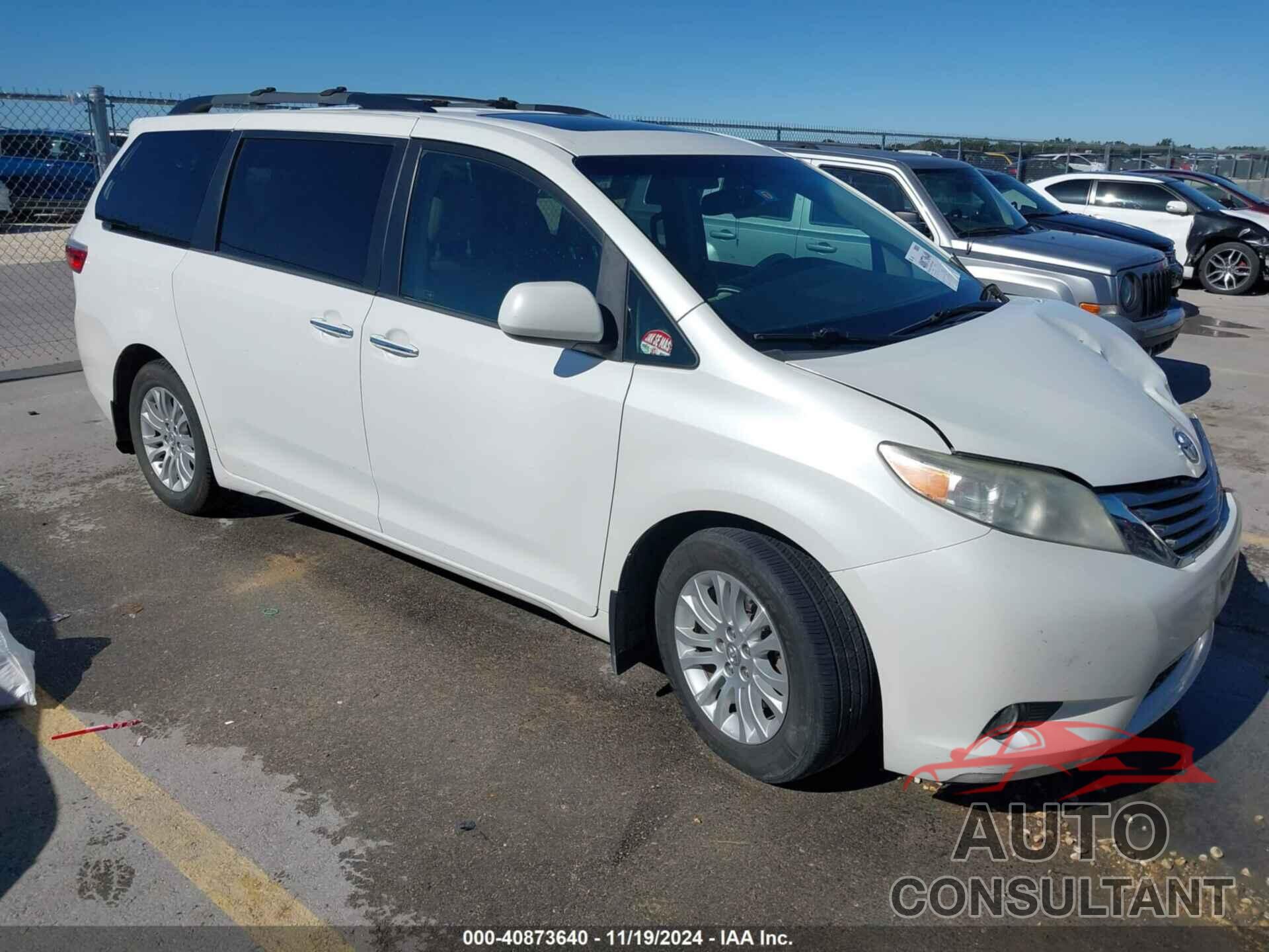 TOYOTA SIENNA 2017 - 5TDYZ3DC1HS824998