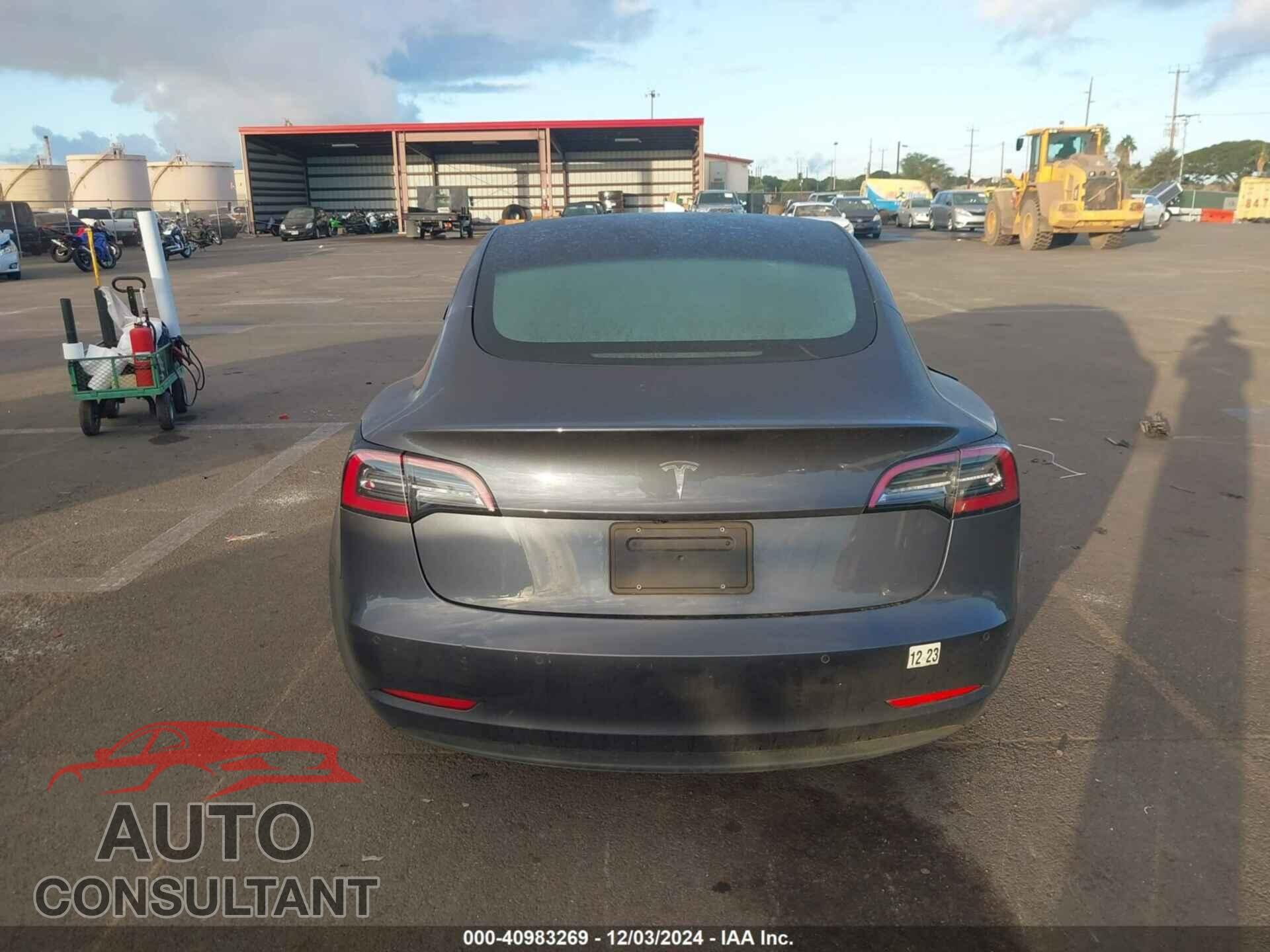 TESLA MODEL 3 2021 - 5YJ3E1EA3MF850301