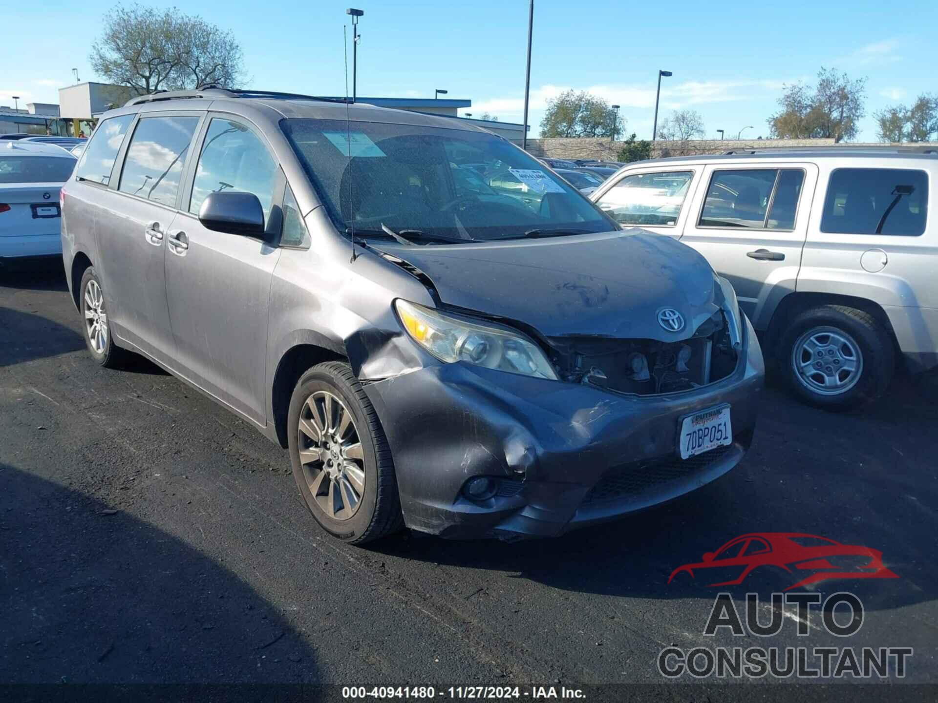 TOYOTA SIENNA 2013 - 5TDDK3DC9DS069919