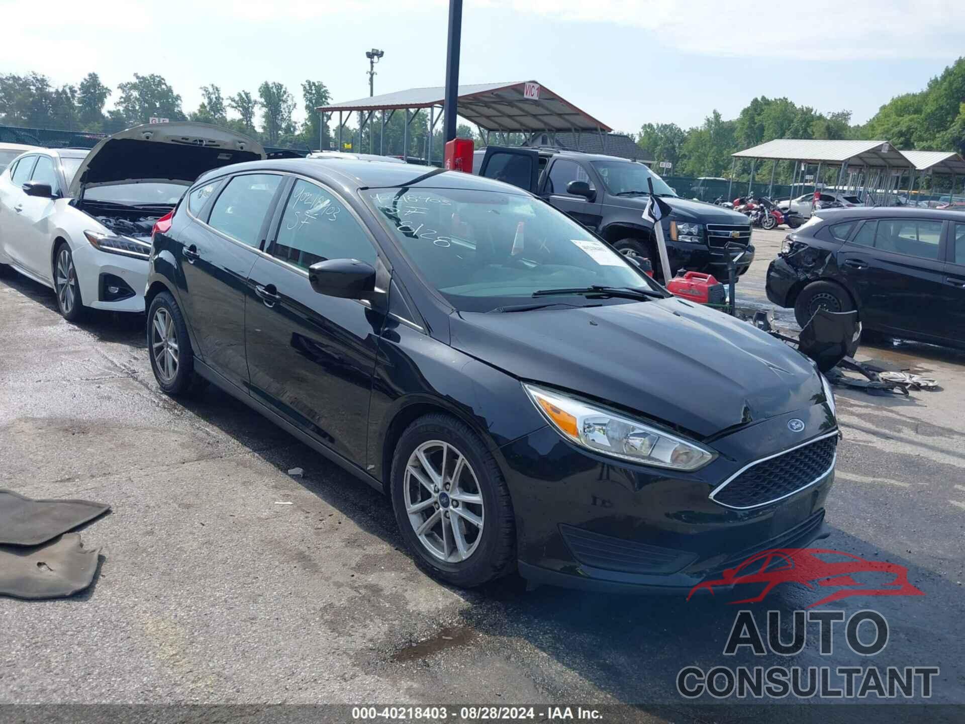 FORD FOCUS 2018 - 1FADP3K27JL275772