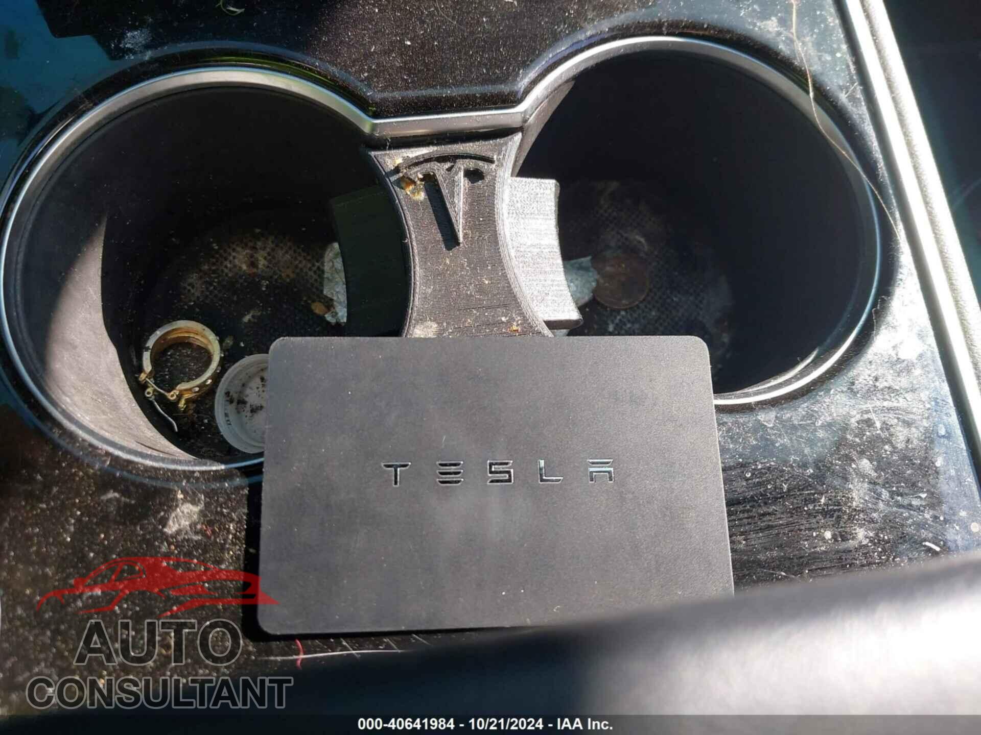 TESLA MODEL 3 2018 - 5YJ3E1EA2JF042792
