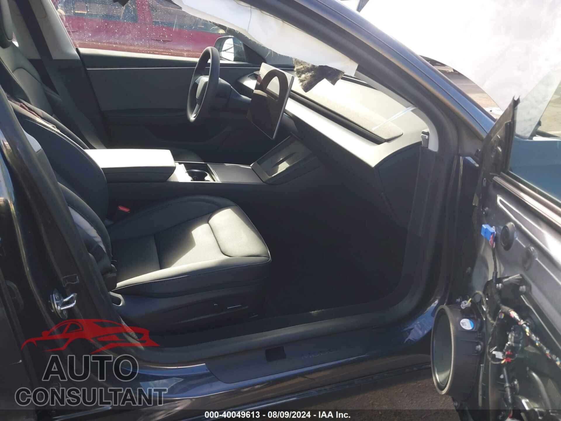 TESLA MODEL 3 2024 - 5YJ3E1EA1RF765187