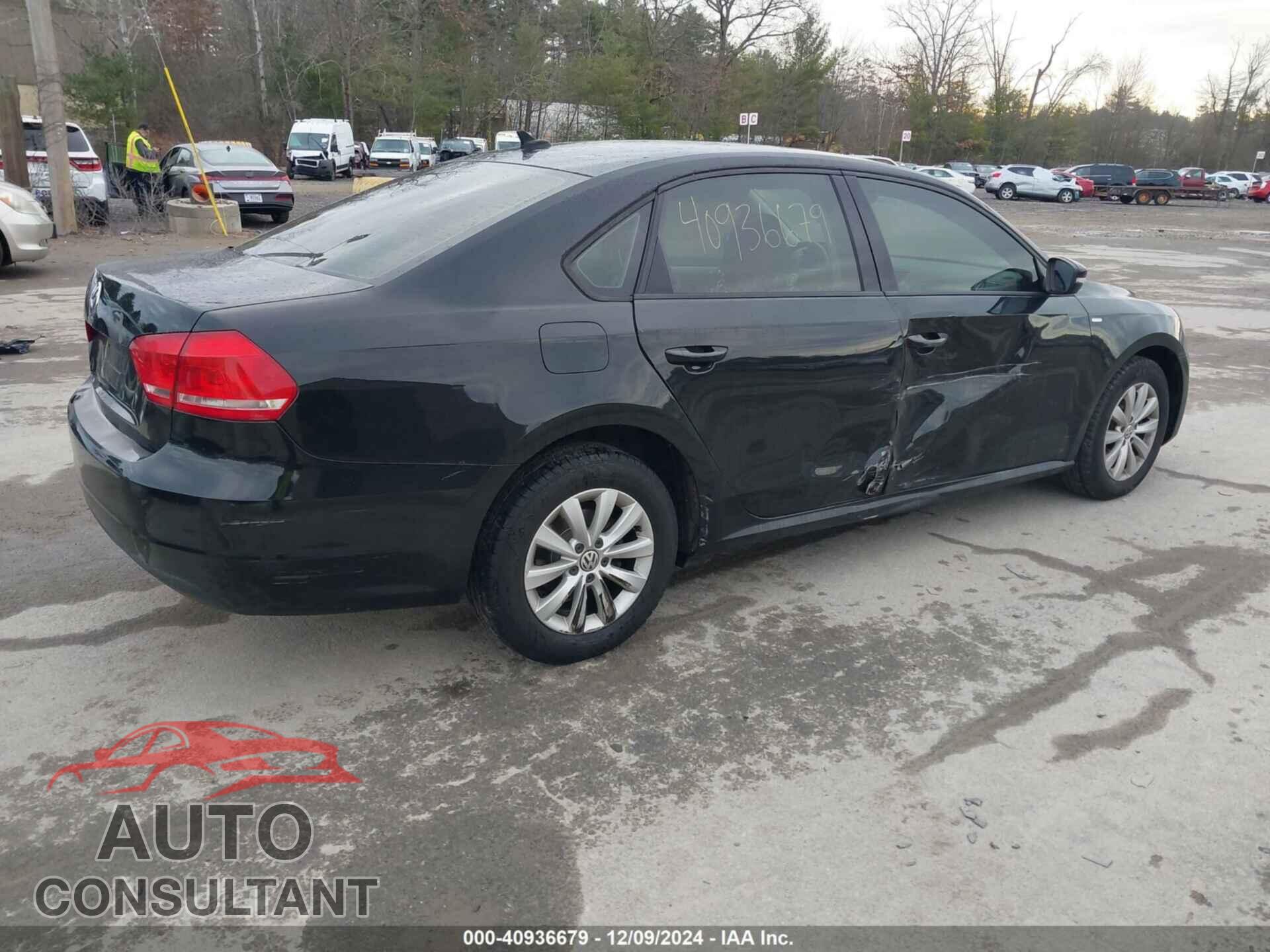 VOLKSWAGEN PASSAT 2014 - 1VWAP7A31EC008340