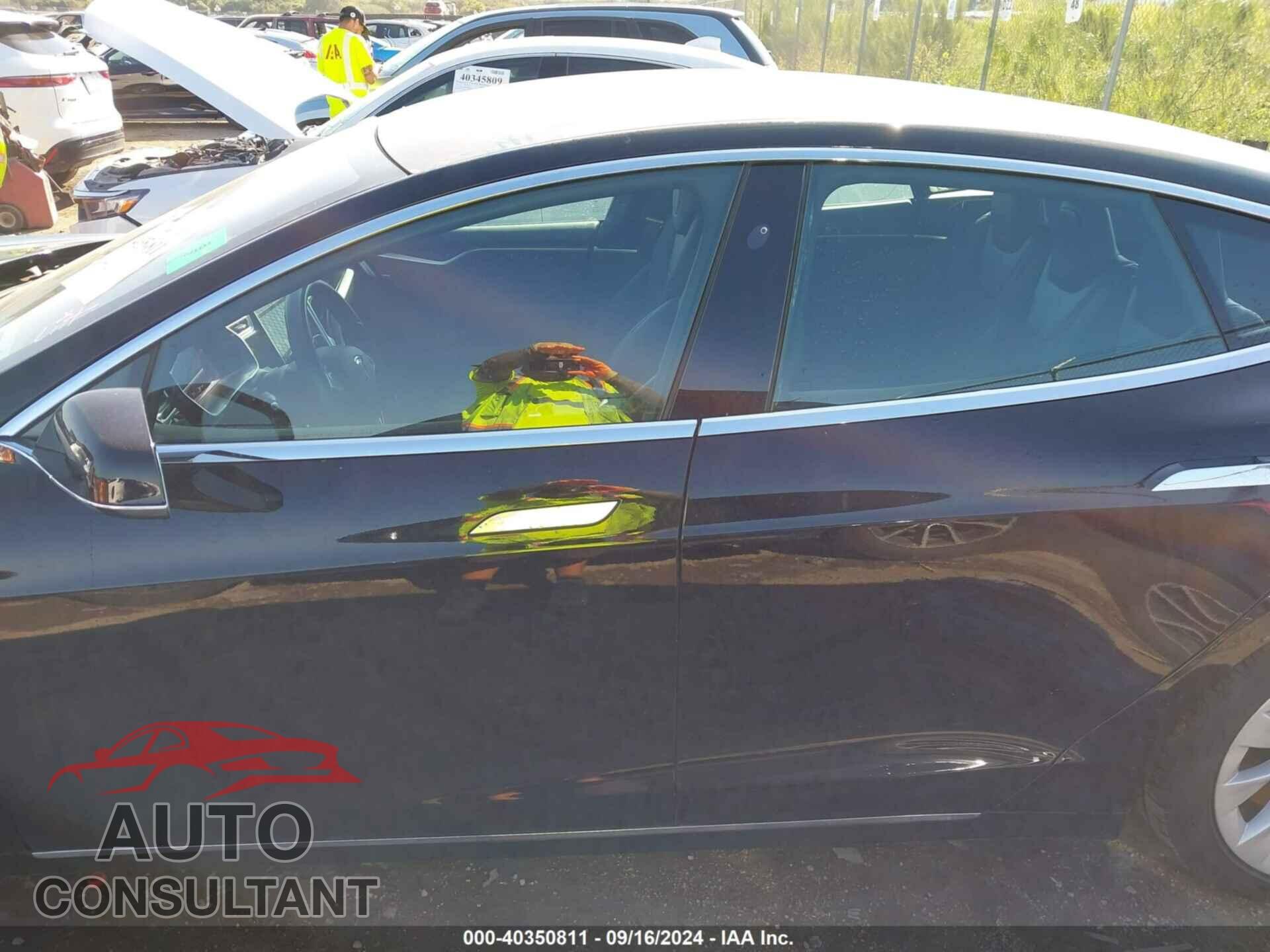 TESLA MODEL S 2017 - 5YJSA1E26HF215823