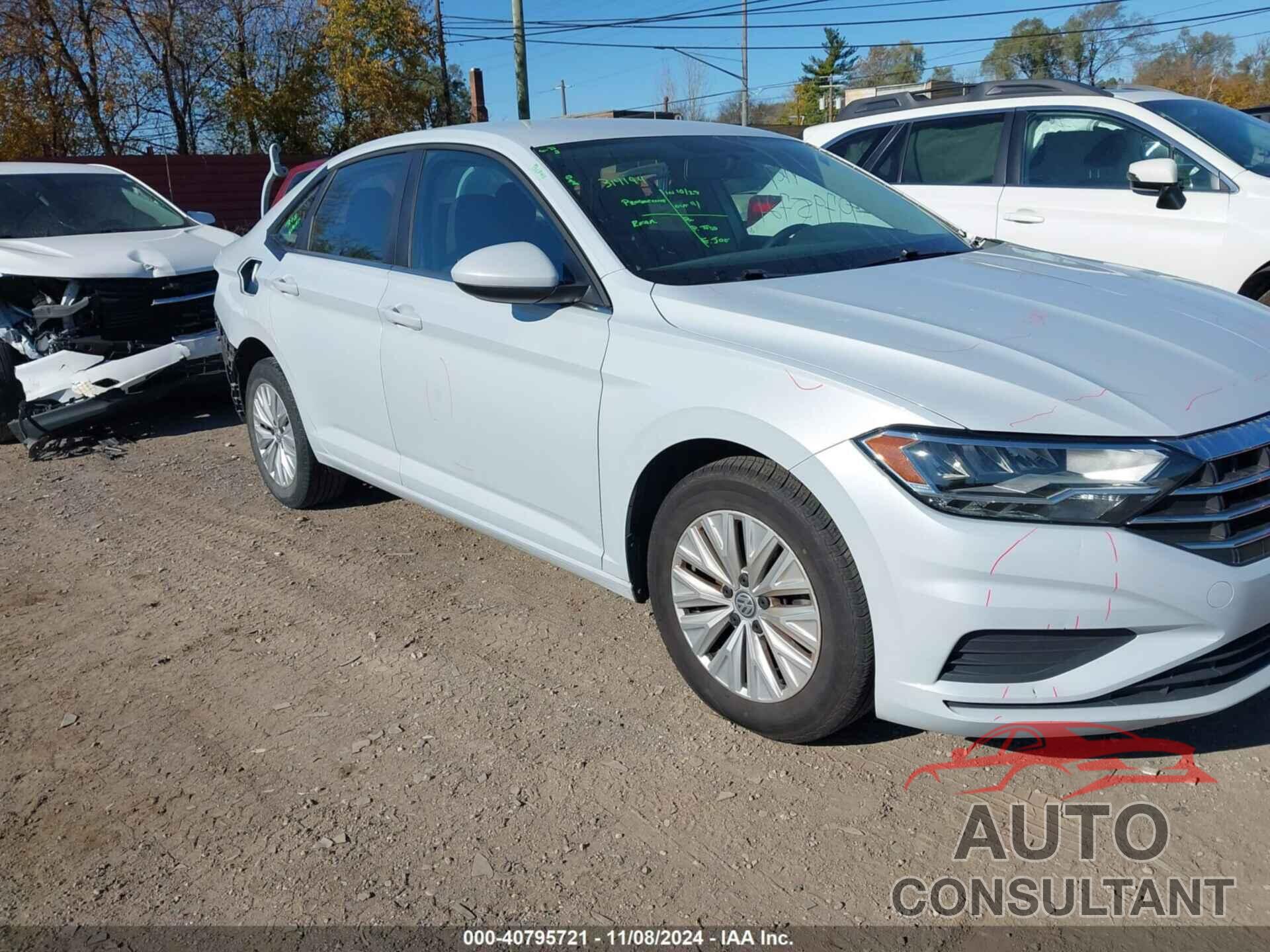 VOLKSWAGEN JETTA 2019 - 3VWCB7BU4KM132093