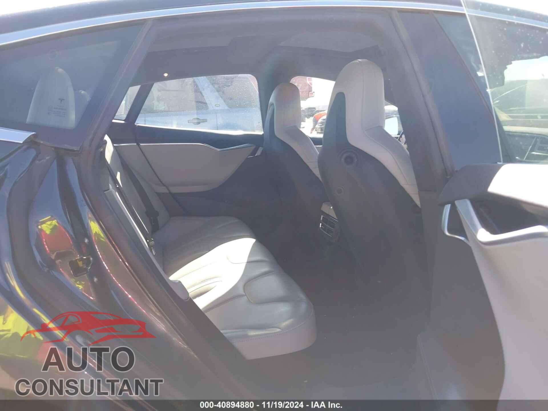 TESLA MODEL S 2015 - 5YJSA1E27FF102525
