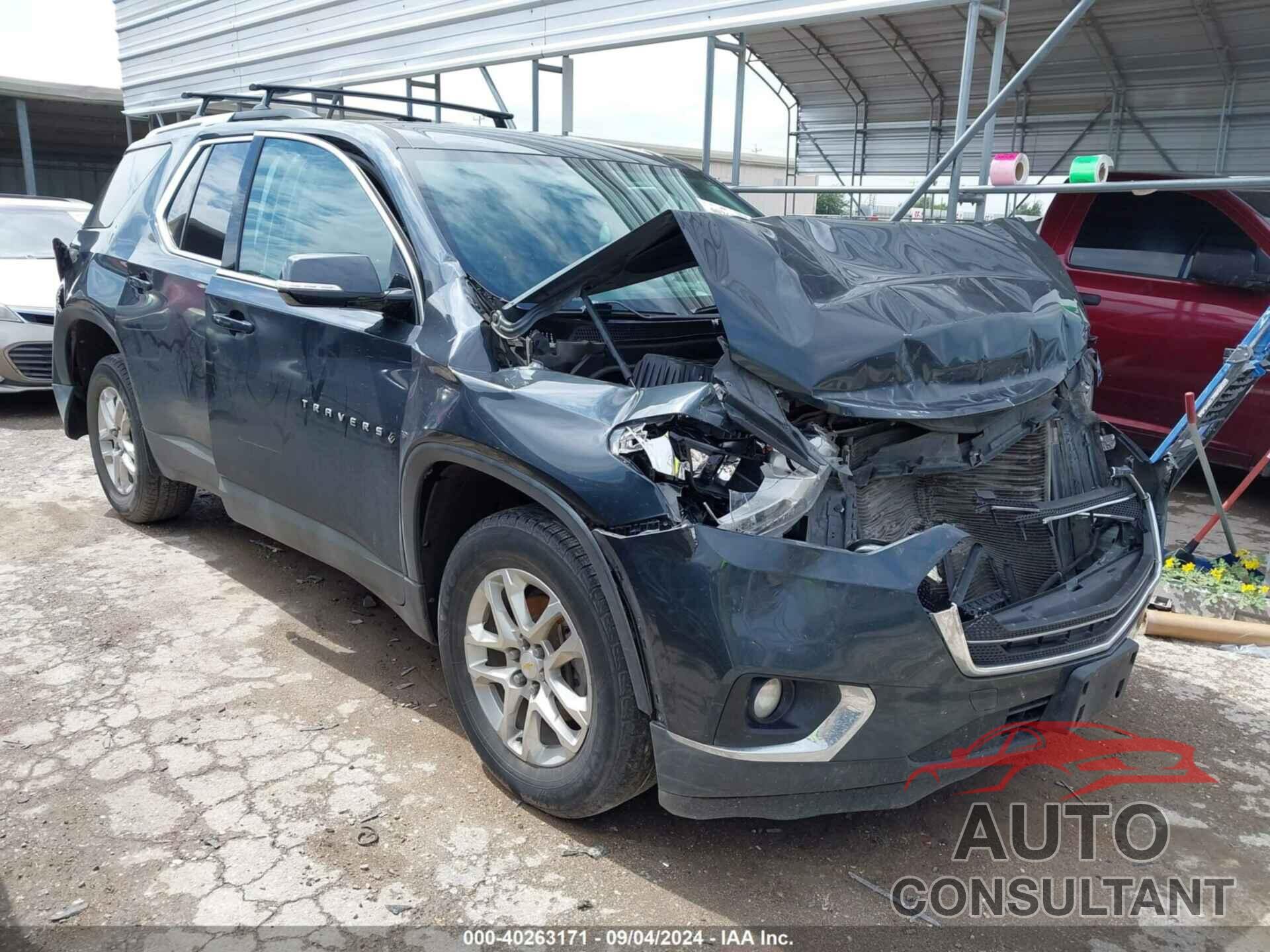 CHEVROLET TRAVERSE 2018 - 1GNERGKW4JJ137273
