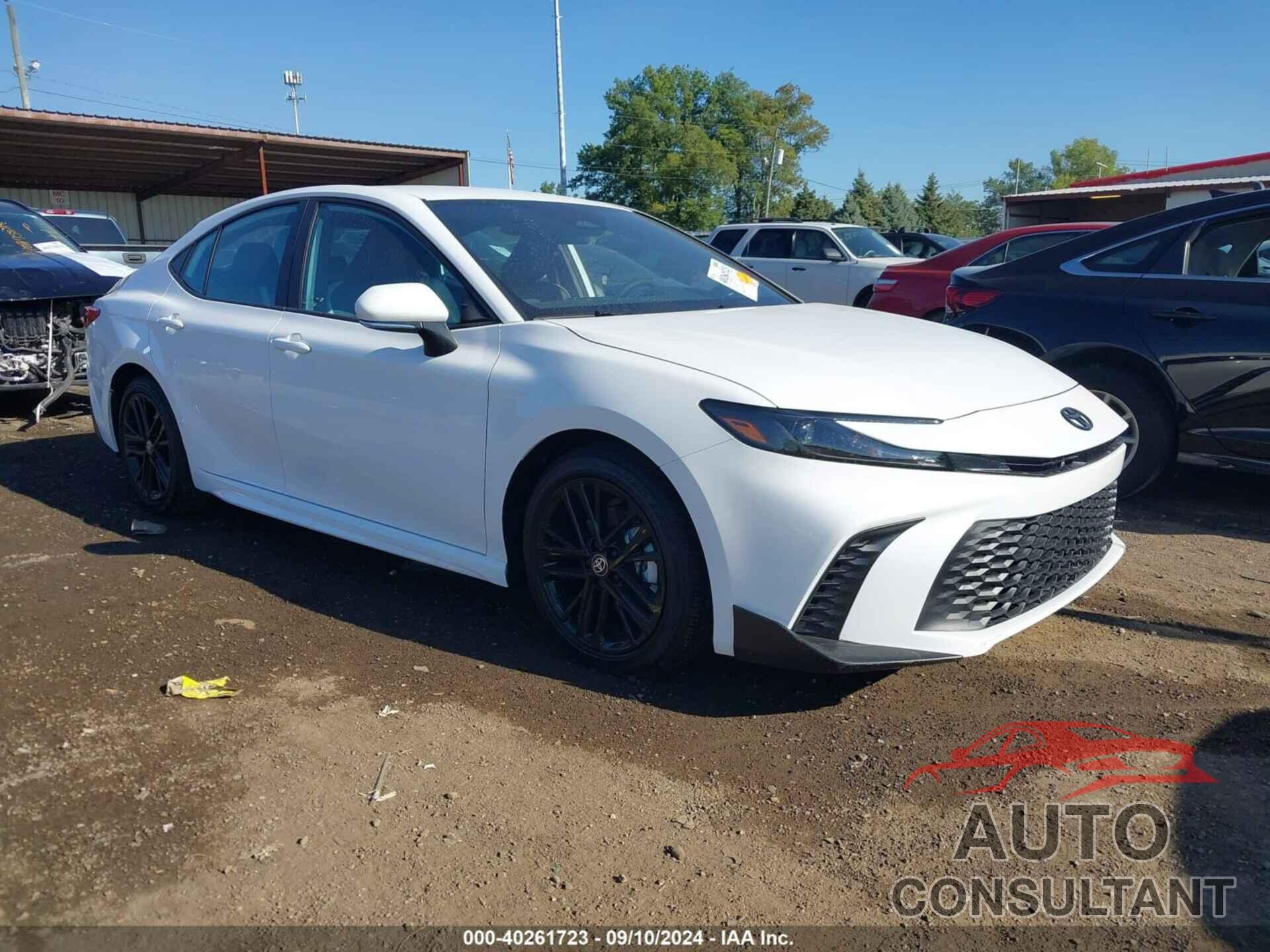 TOYOTA CAMRY 2025 - 4T1DAACKXSU534034