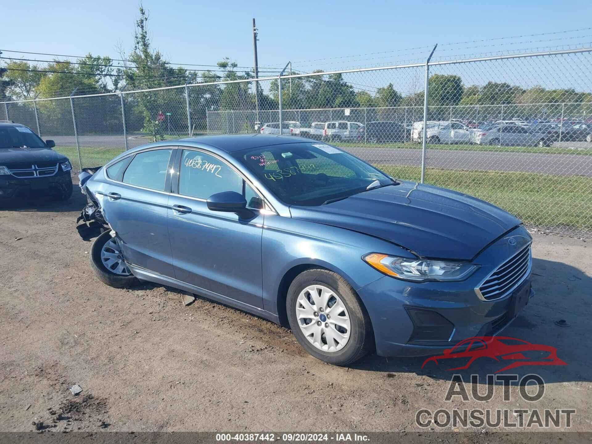 FORD FUSION 2019 - 3FA6P0G70KR162695