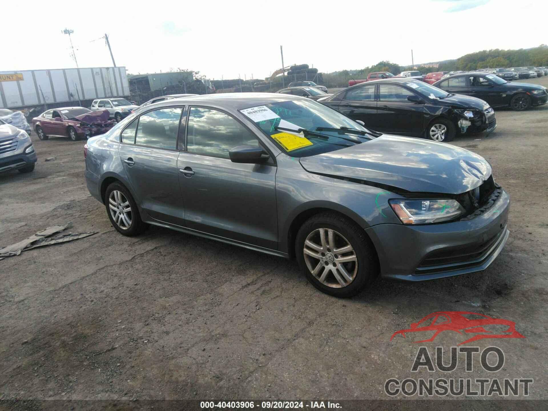 VOLKSWAGEN JETTA 2018 - 3VW2B7AJ4JM215119