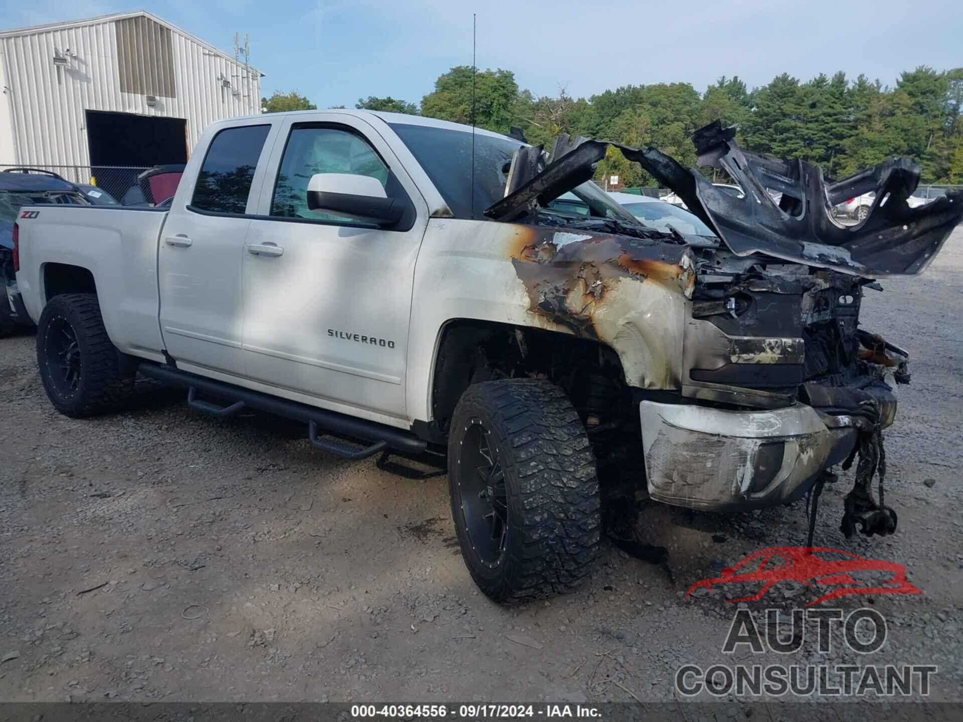 CHEVROLET SILVERADO 1500 2018 - 1GCVKREC6JZ269656