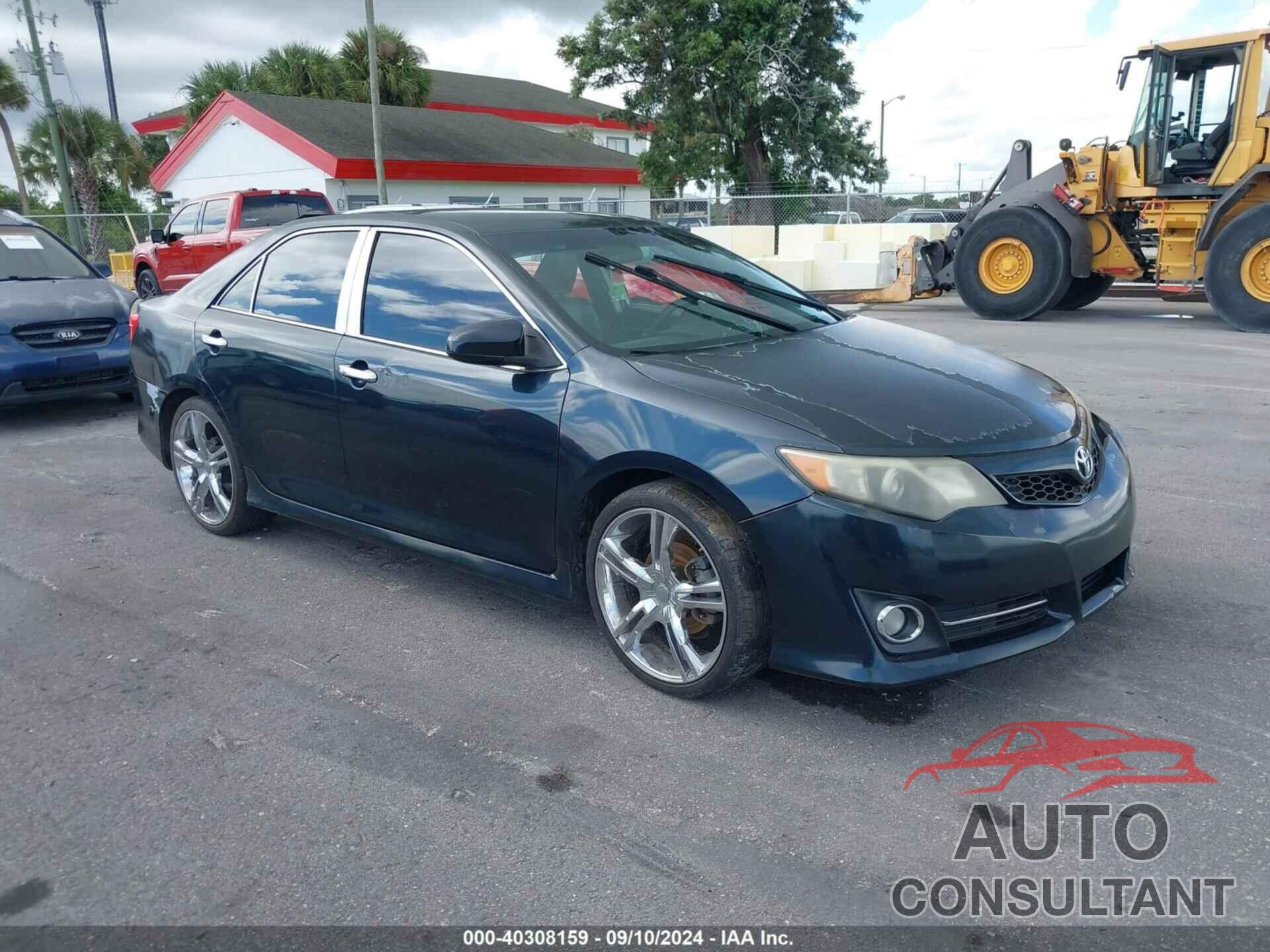 TOYOTA CAMRY 2014 - 4T1BF1FK4EU433189
