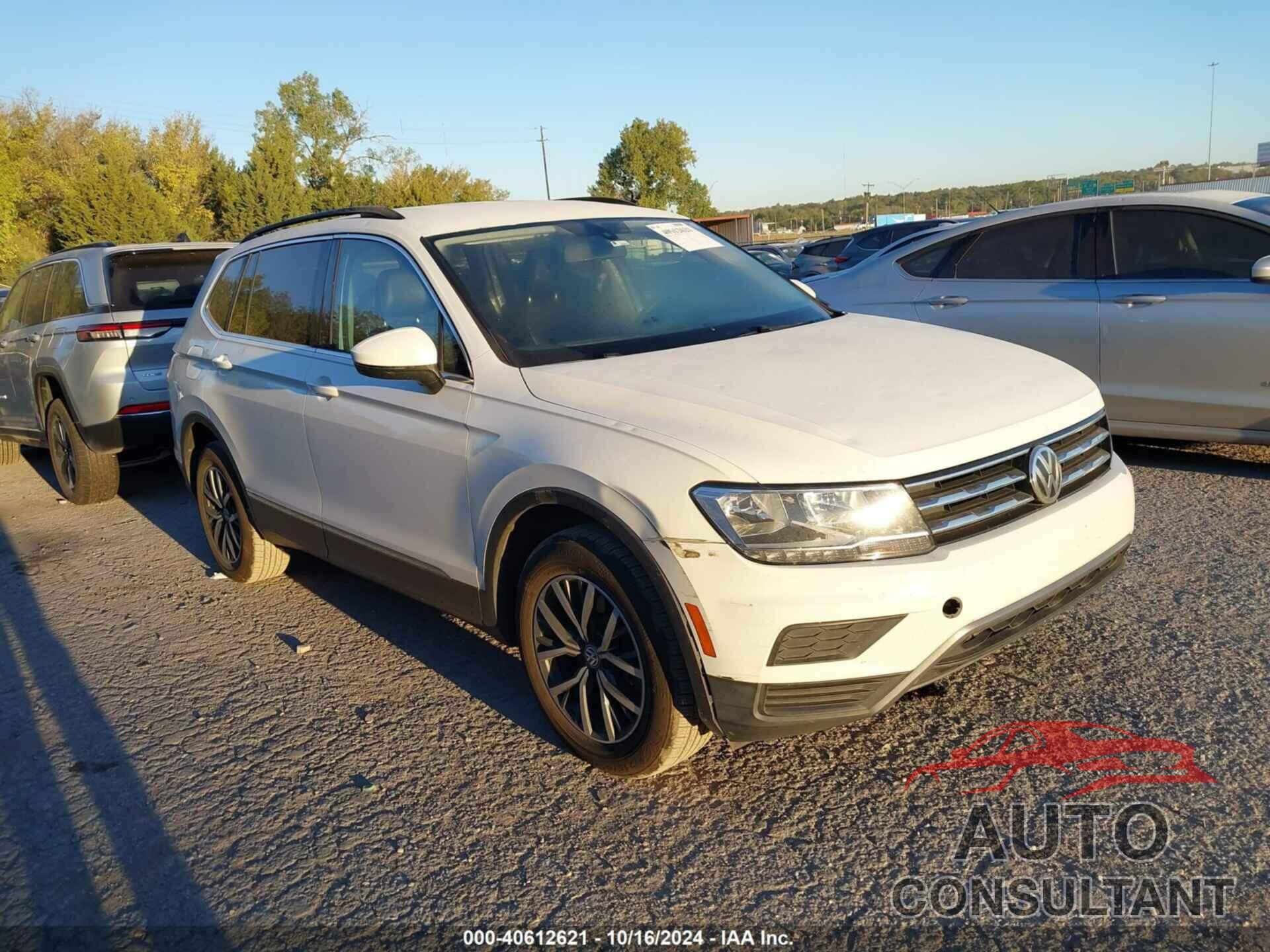 VOLKSWAGEN TIGUAN 2018 - 3VV3B7AXXJM190854