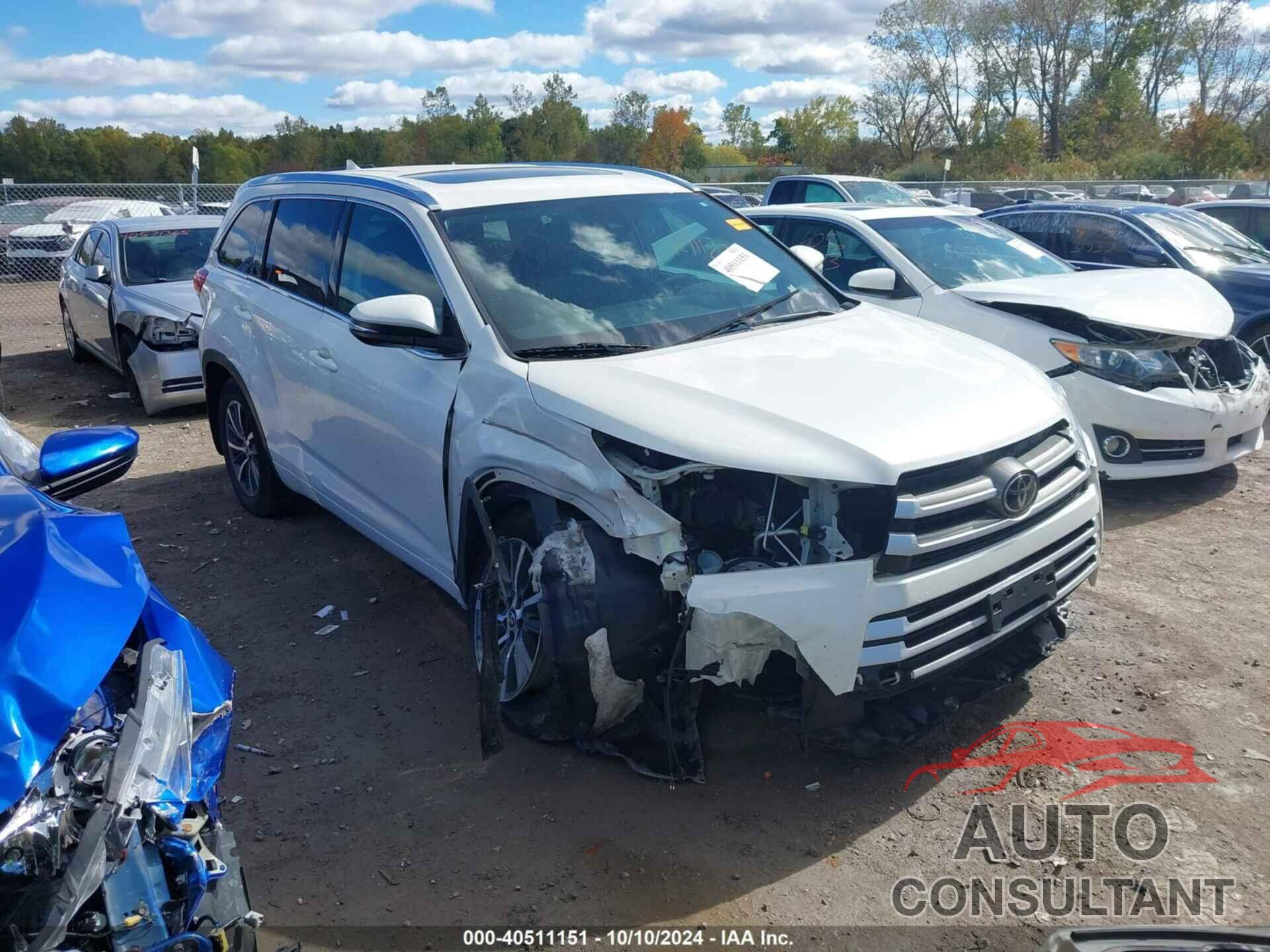 TOYOTA HIGHLANDER 2017 - 5TDJZRFH7HS512990