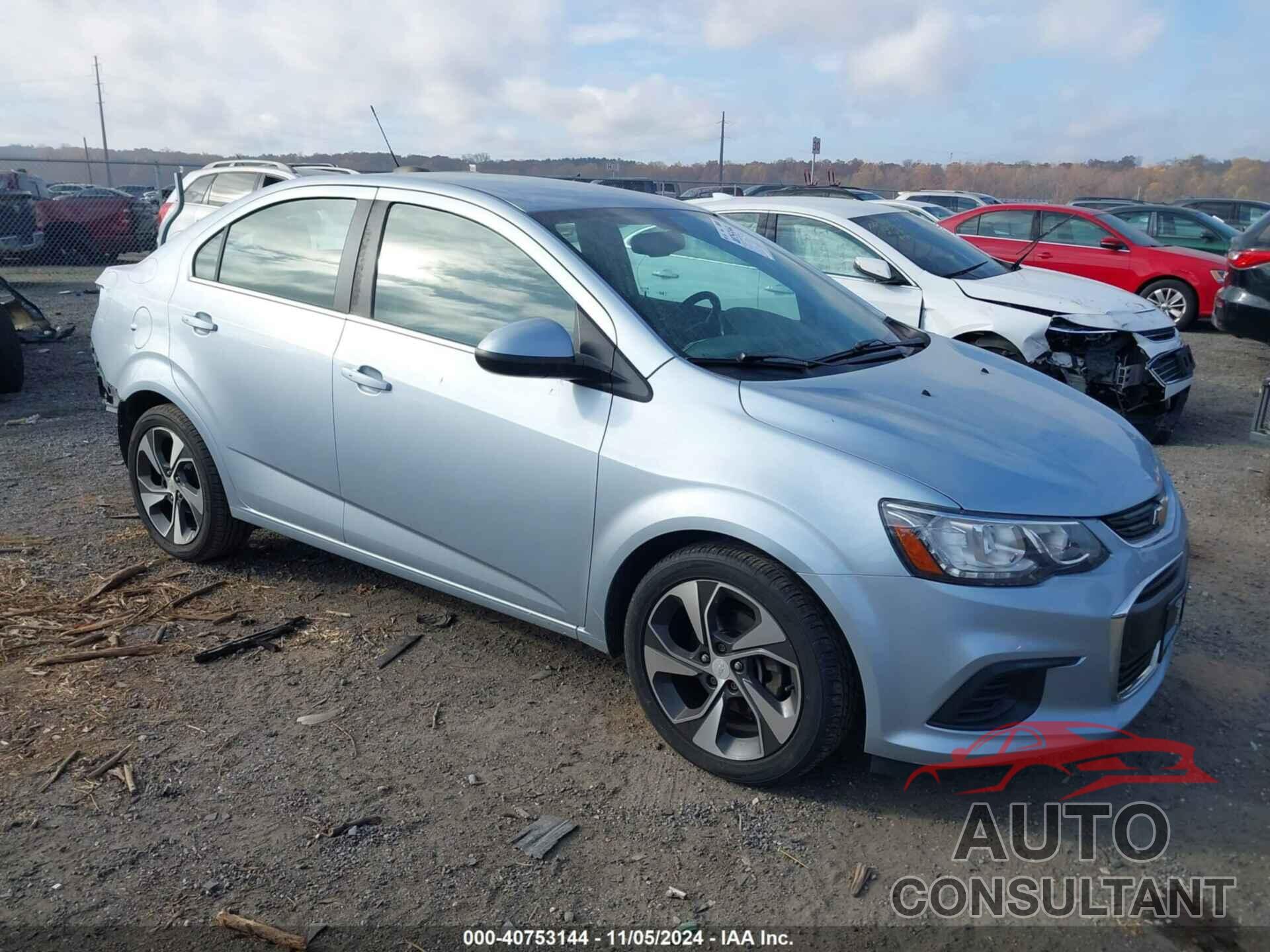 CHEVROLET SONIC 2017 - 1G1JF5SB1H4135046