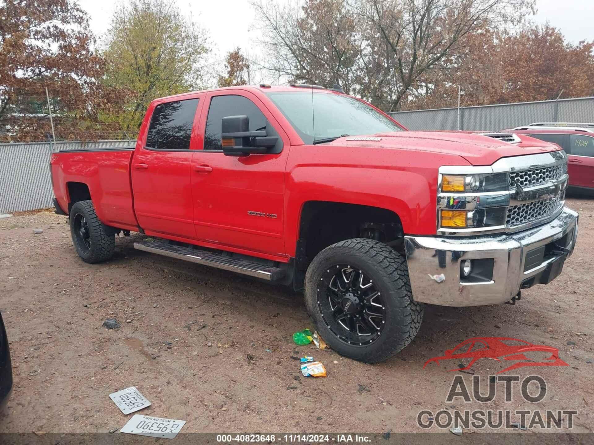 CHEVROLET SILVERADO 3500HD 2019 - 1GC4KWCY6KF195201