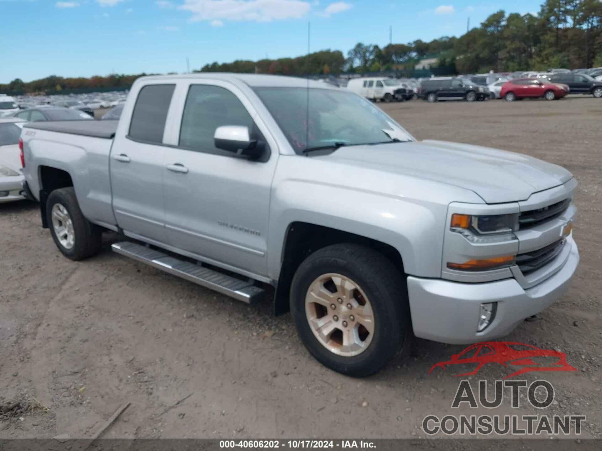 CHEVROLET SILVERADO 1500 2017 - 1GCVKREC9HZ187382