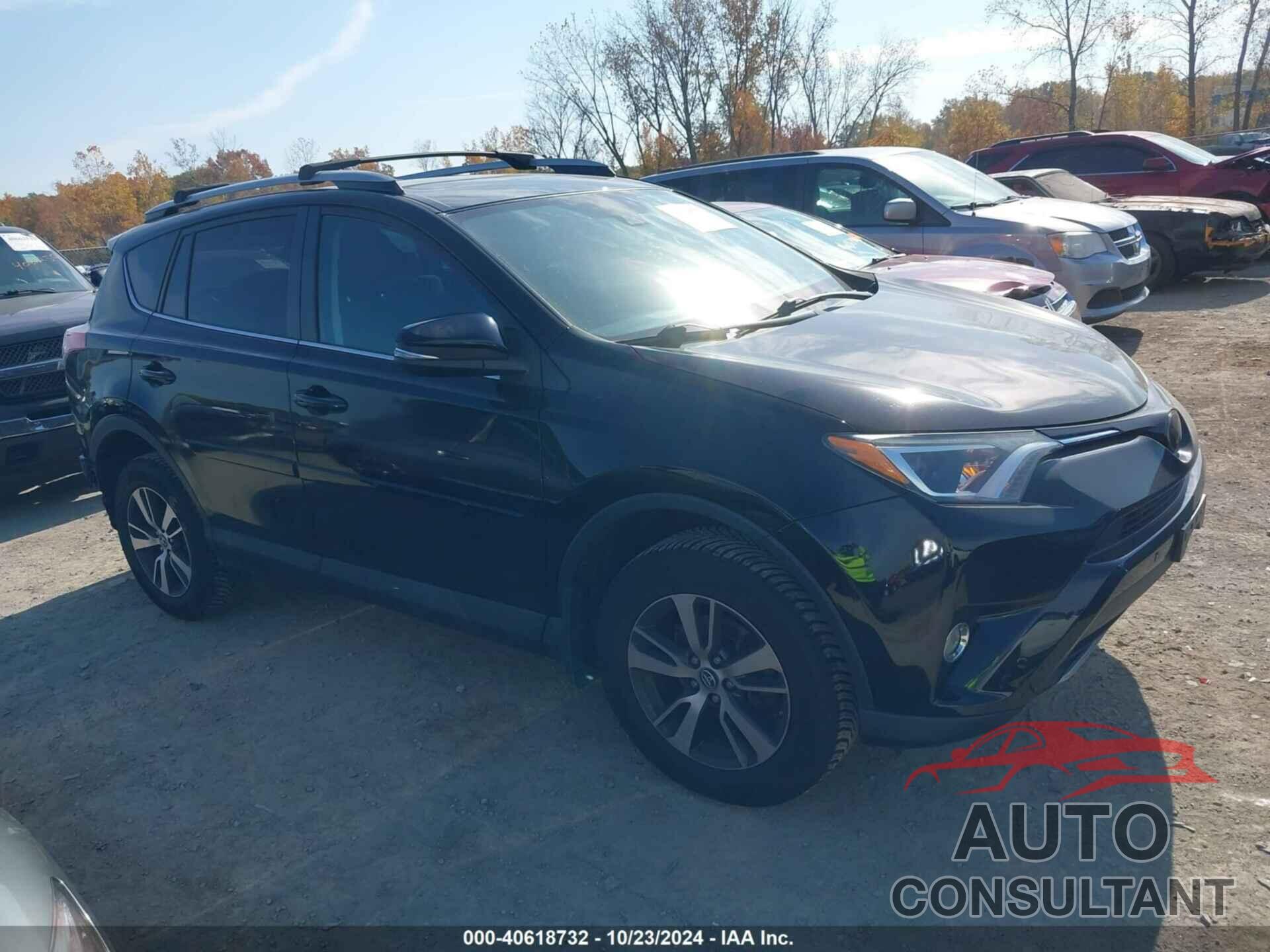 TOYOTA RAV4 2018 - 2T3RFREV8JW775383