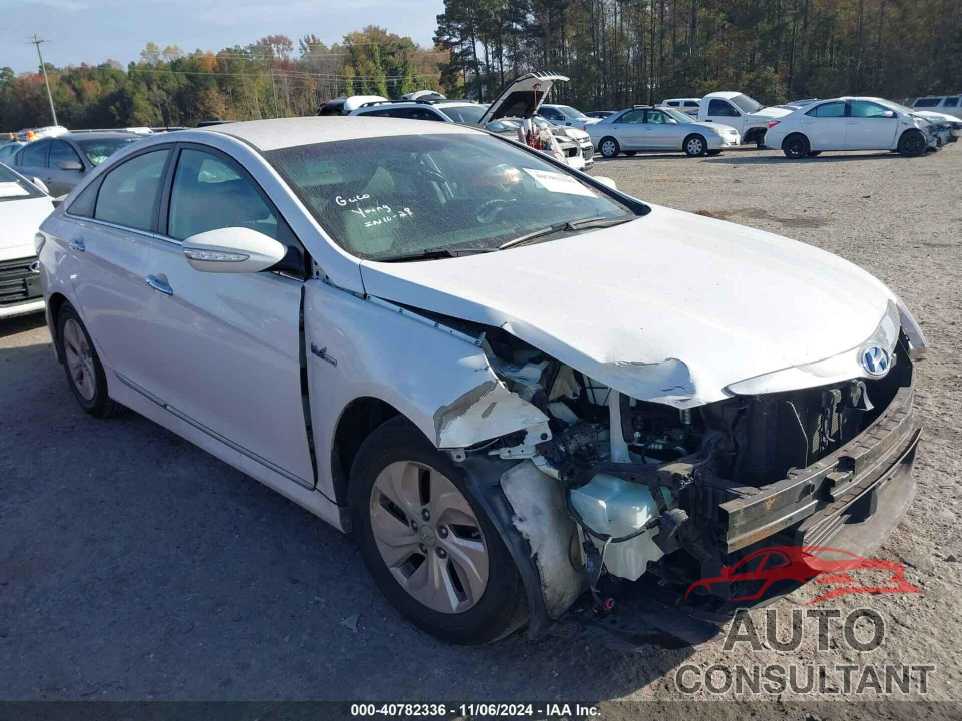 HYUNDAI SONATA HYBRID 2014 - KMHEC4A46EA113714