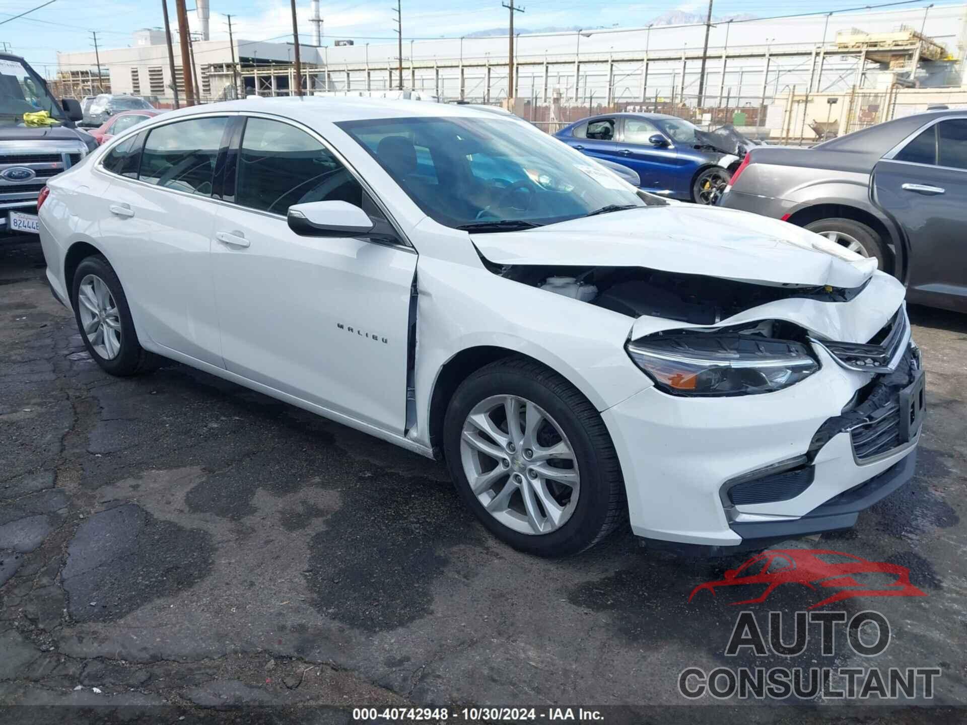CHEVROLET MALIBU 2017 - 1G1ZE5ST8HF293919