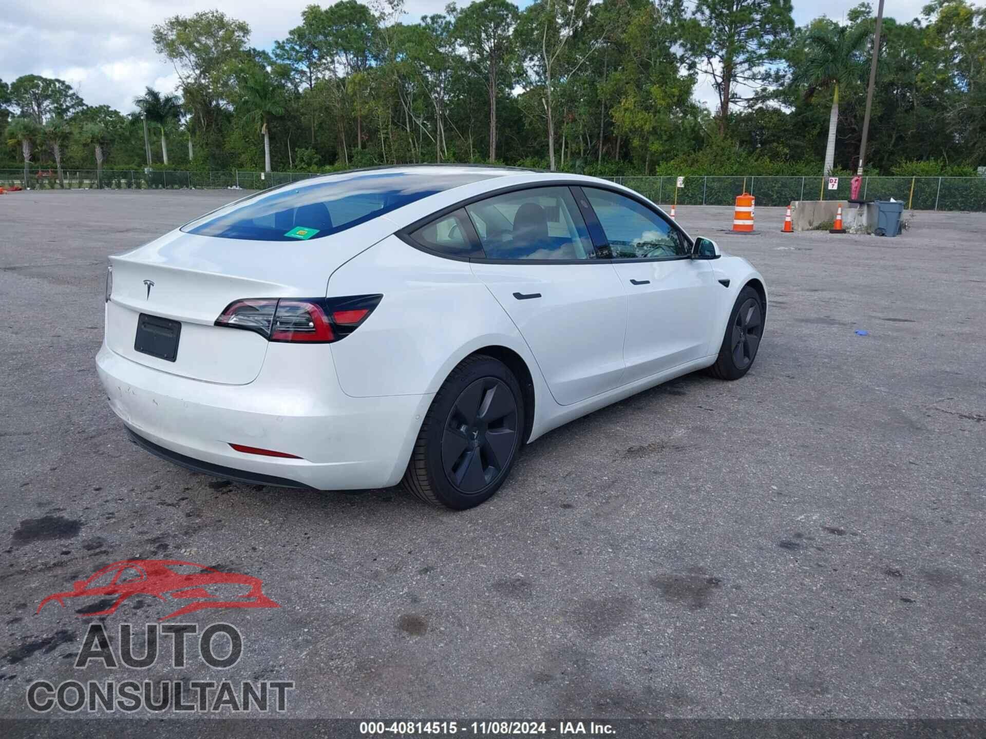 TESLA MODEL 3 2021 - 5YJ3E1EA8MF852111