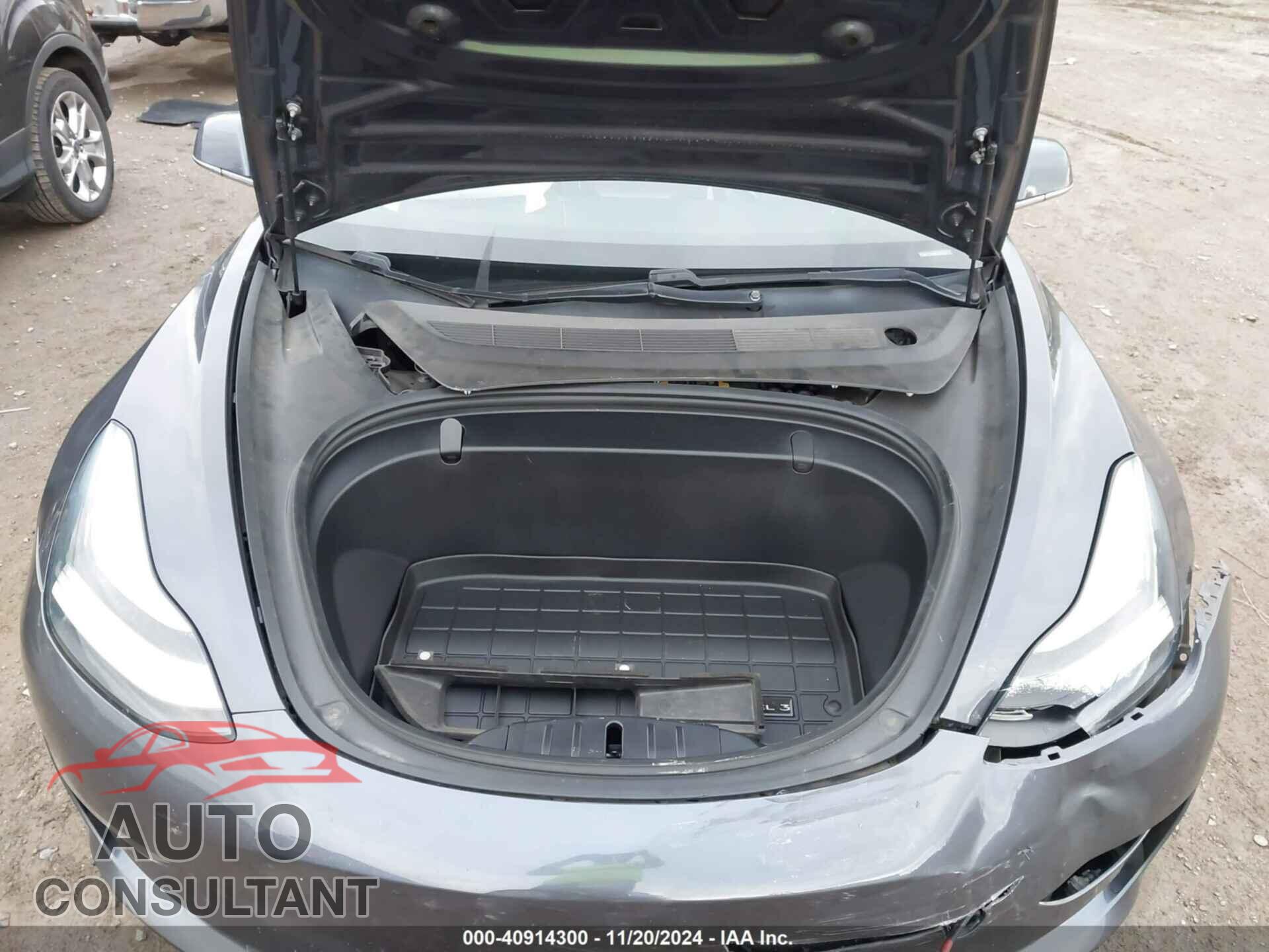 TESLA MODEL 3 2018 - 5YJ3E1EB2JF087272