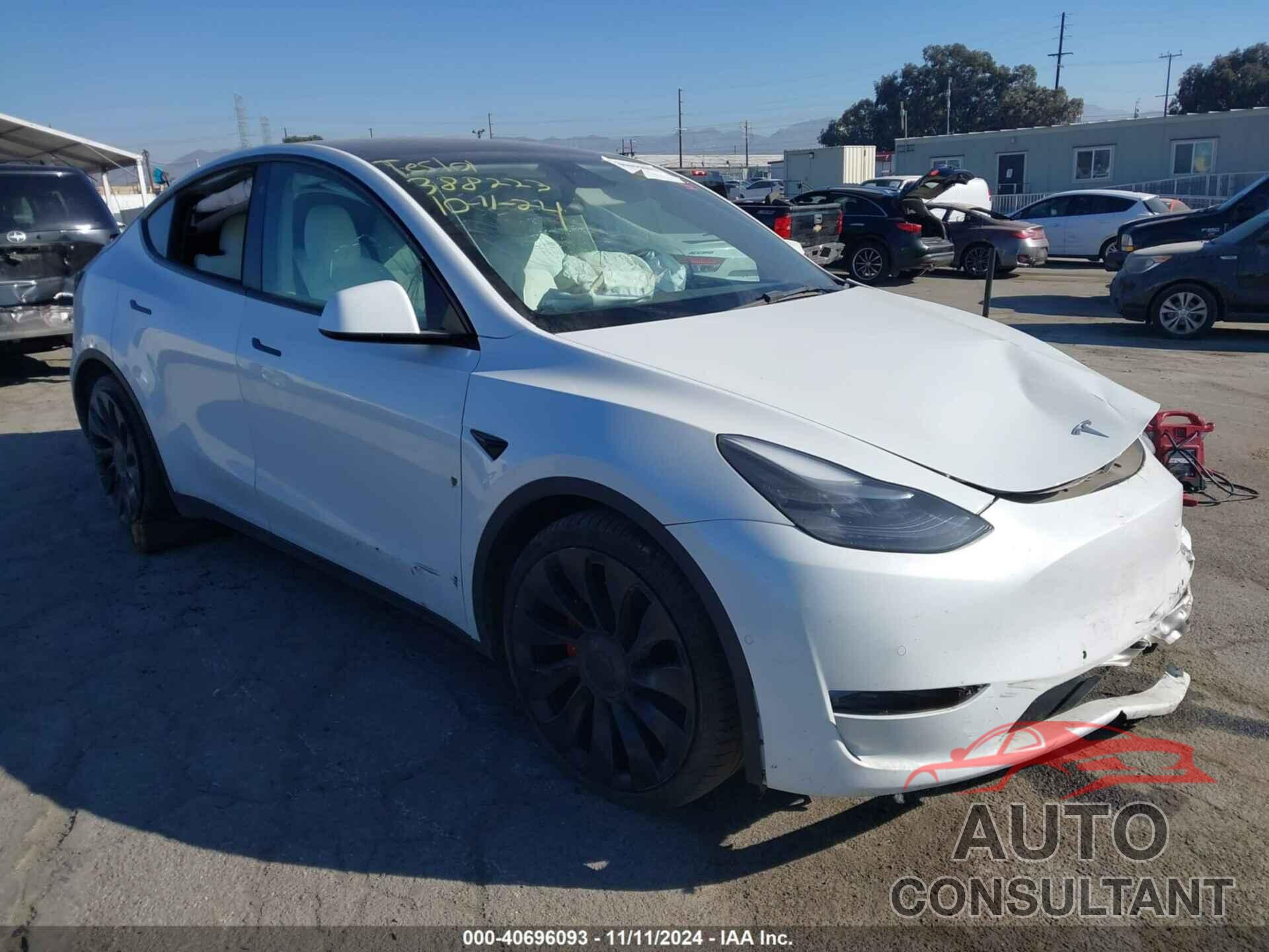 TESLA MODEL Y 2022 - 7SAYGDEF8NF388223