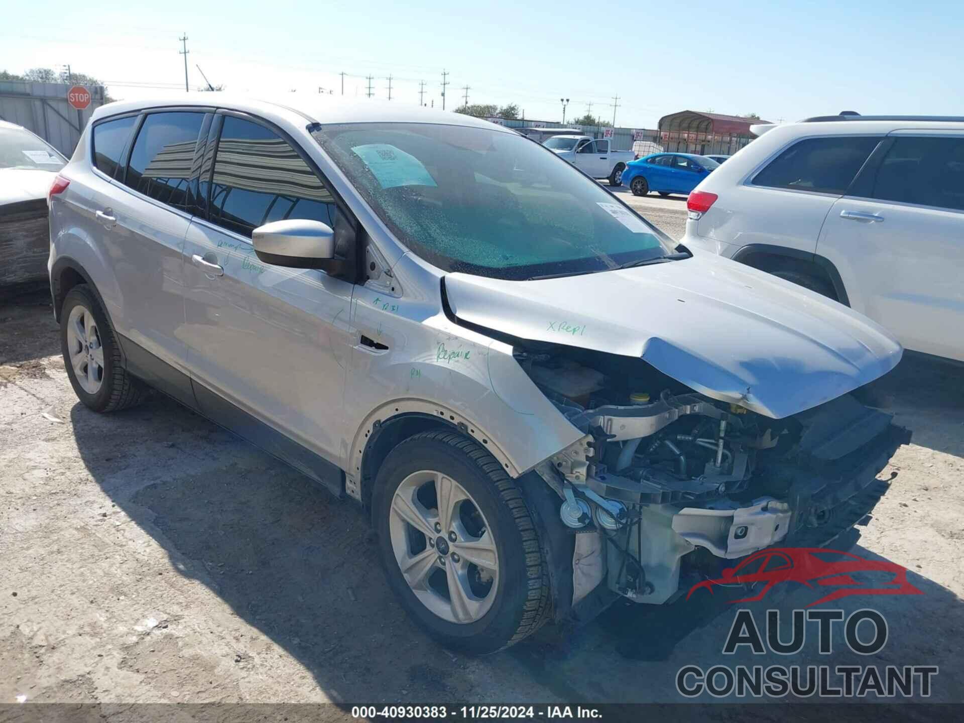 FORD ESCAPE 2015 - 1FMCU0GX2FUB93303