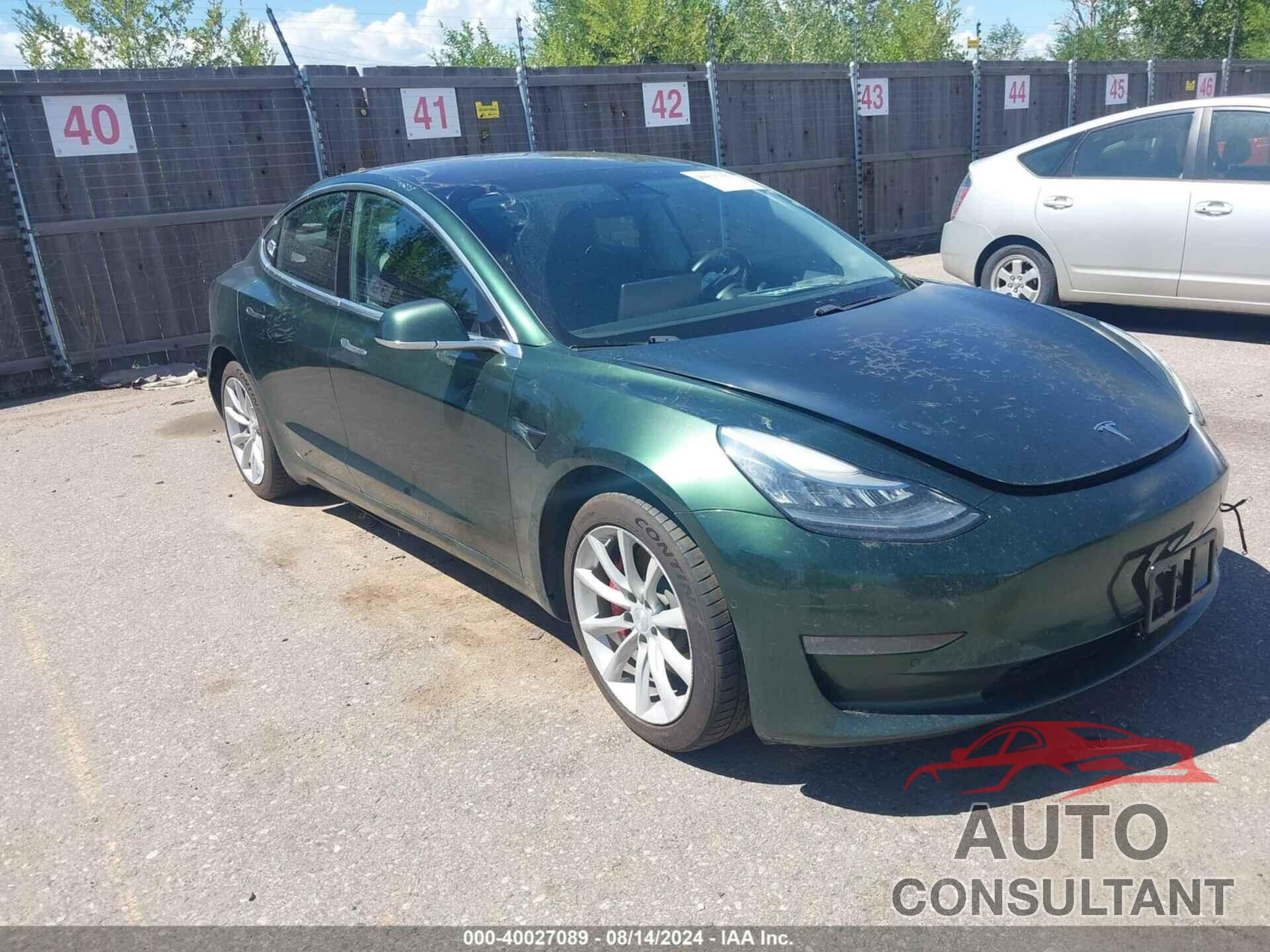 TESLA MODEL 3 2018 - 5YJ3E1EB0JF084063