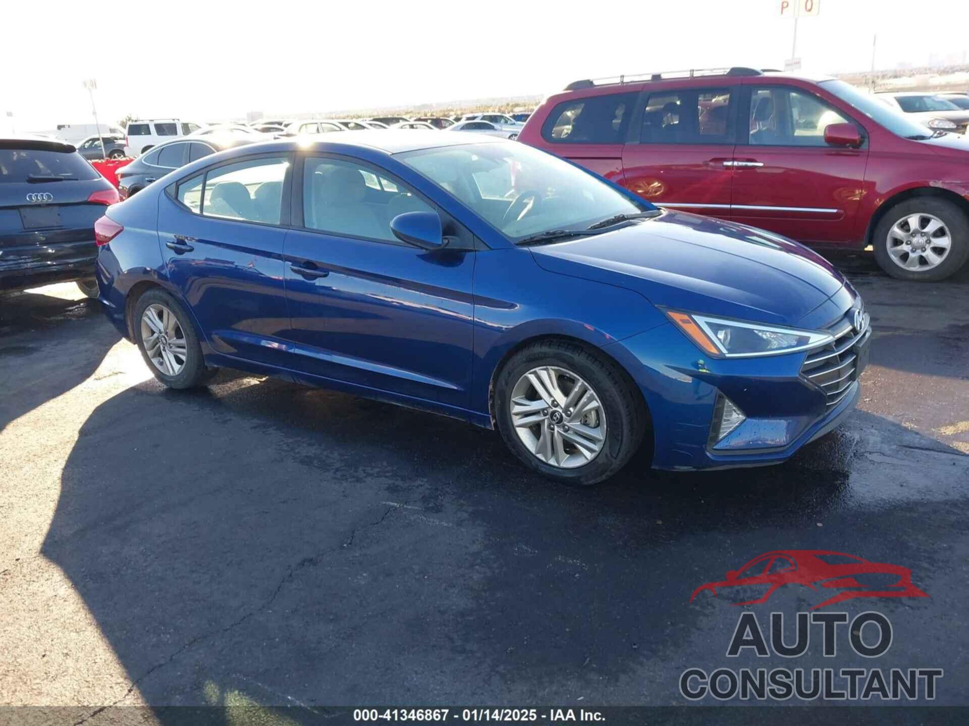 HYUNDAI ELANTRA 2019 - 5NPD84LF9KH408665