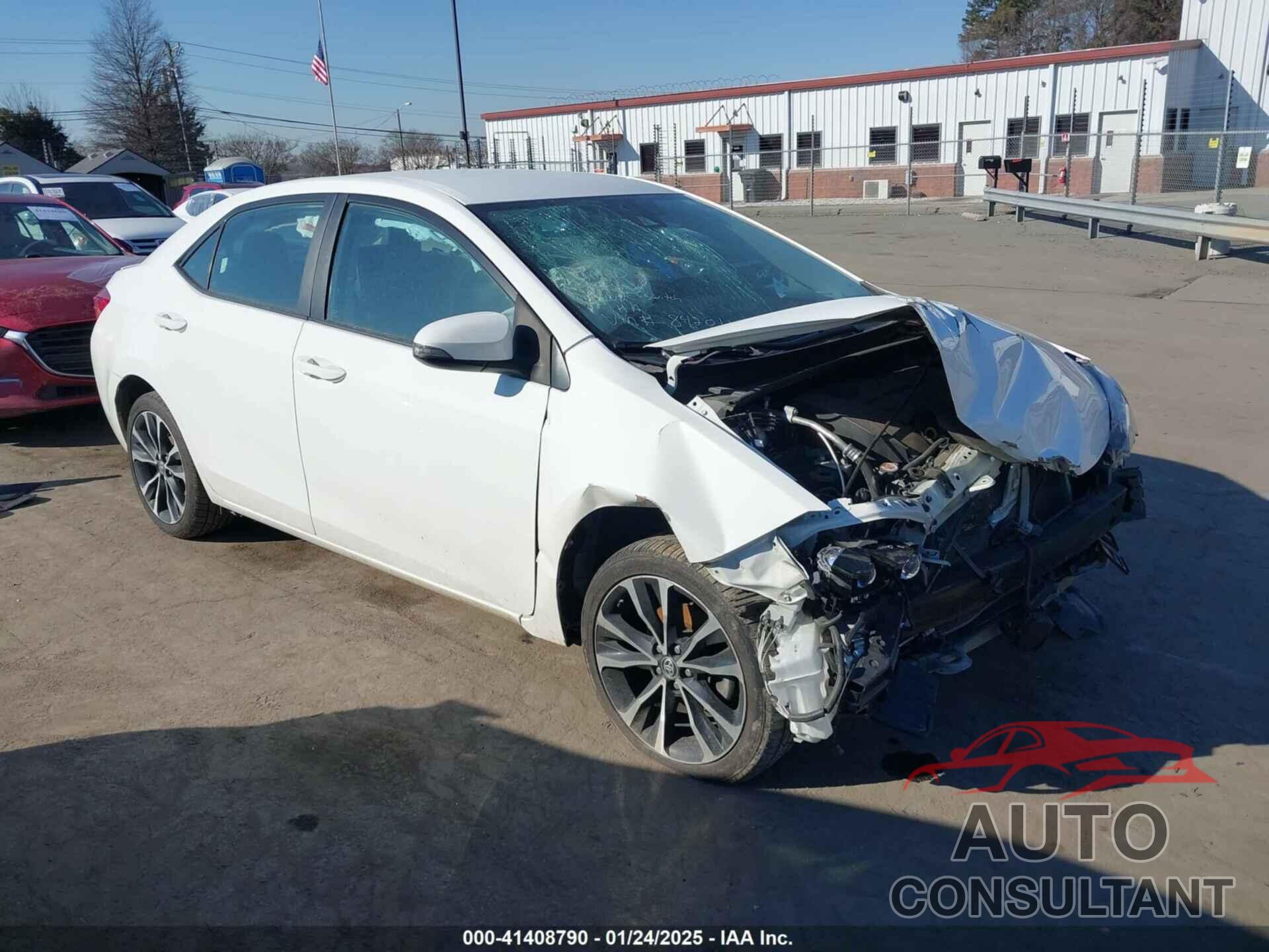 TOYOTA COROLLA 2018 - 5YFBURHE4JP842011
