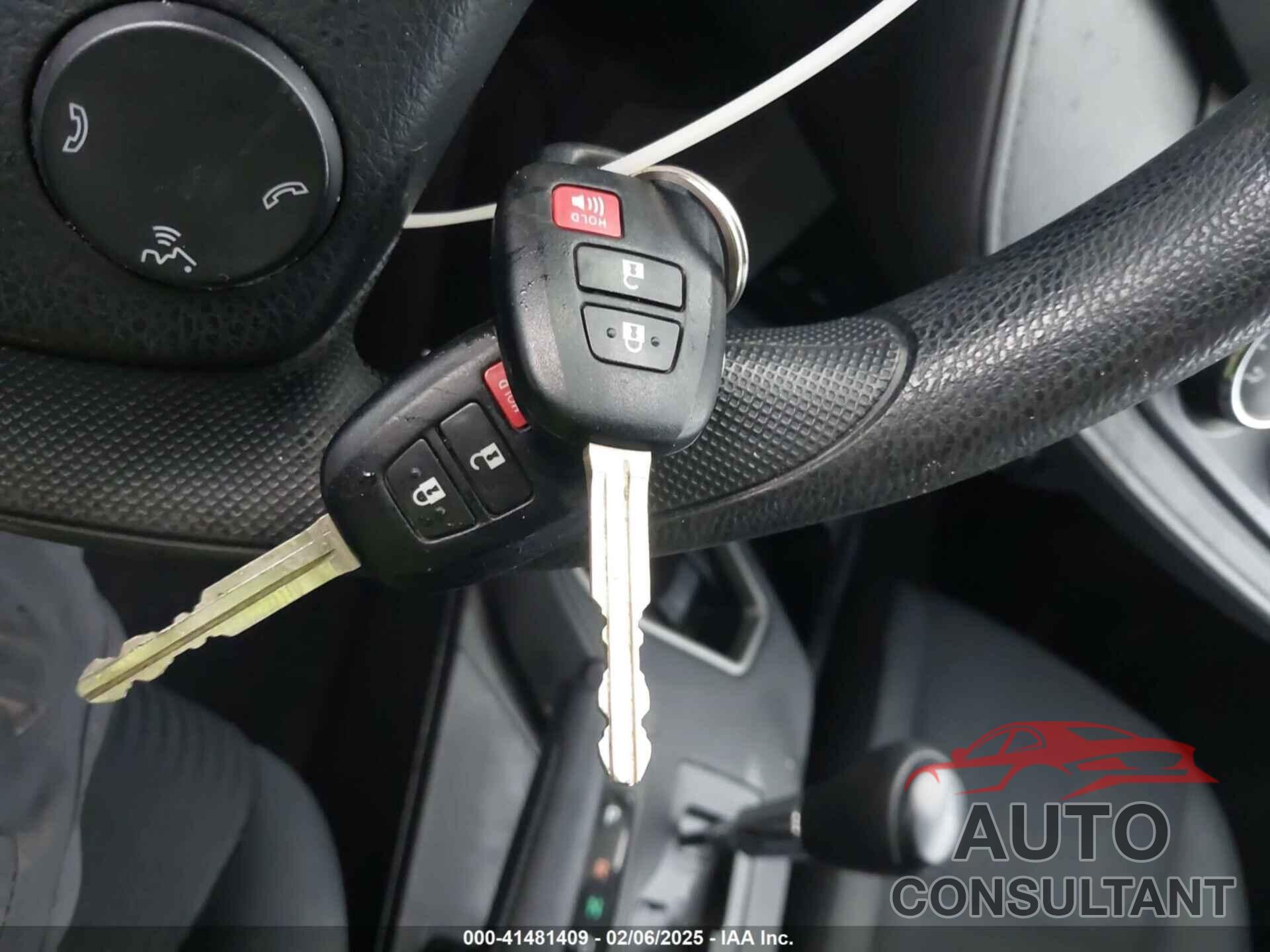 TOYOTA RAV4 2016 - 2T3BFREV8GW462344