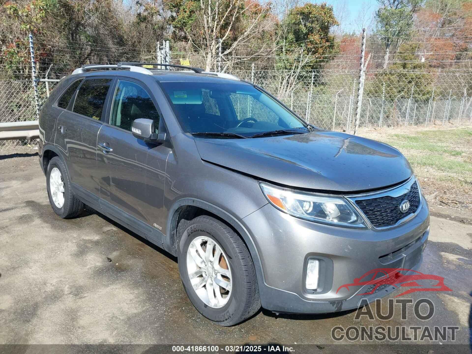 KIA SORENTO 2014 - 5XYKTDA6XEG441324