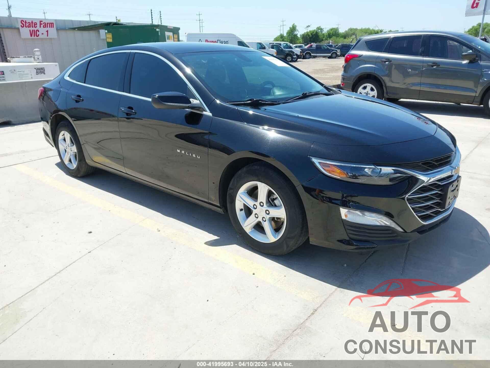 CHEVROLET MALIBU 2022 - 1G1ZD5ST6NF142267