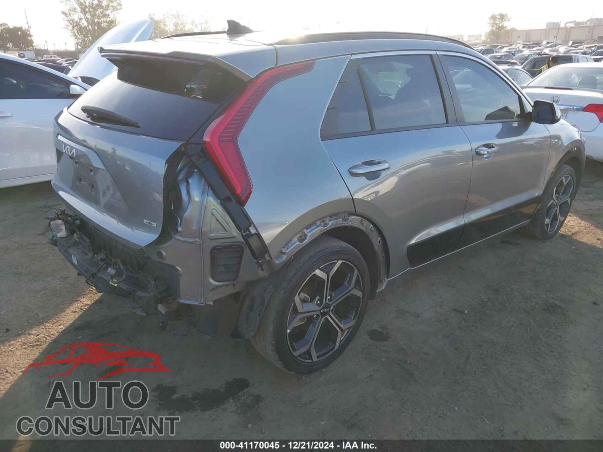 KIA NIRO 2023 - KNDCR3LE5P5073714