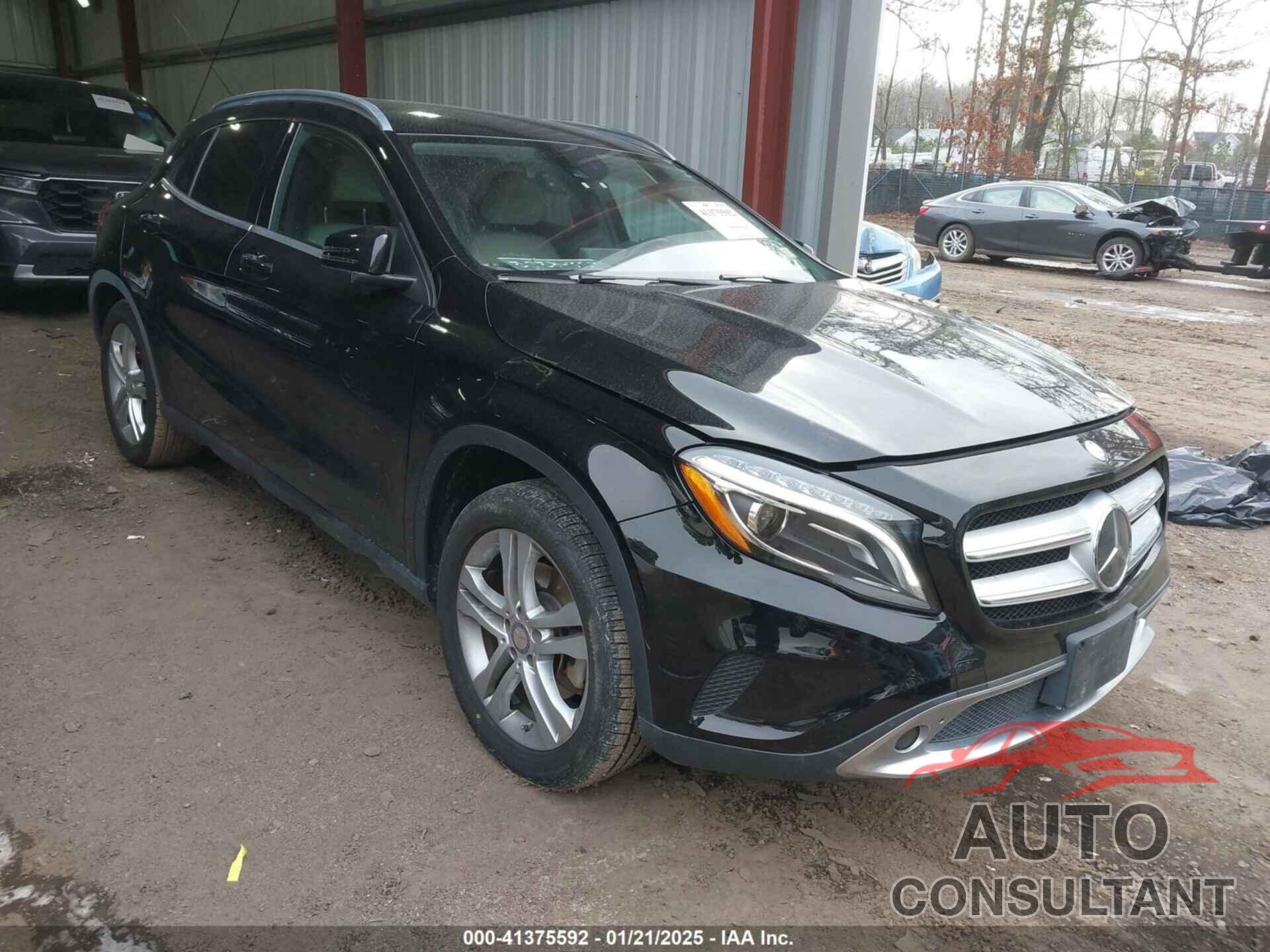 MERCEDES-BENZ GLA 250 2015 - WDCTG4EB7FJ174185