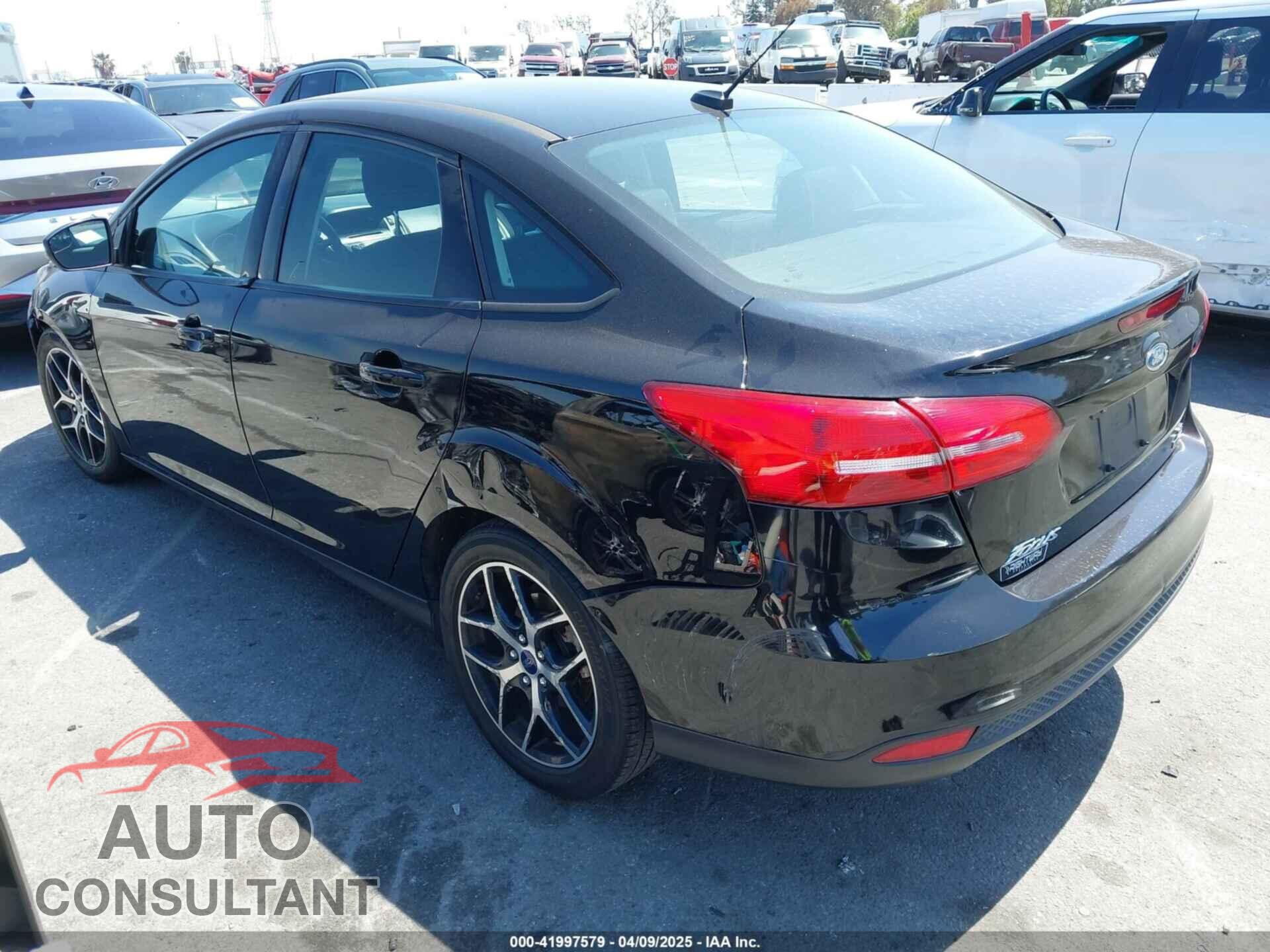 FORD FOCUS 2017 - 1FADP3FE7HL289993
