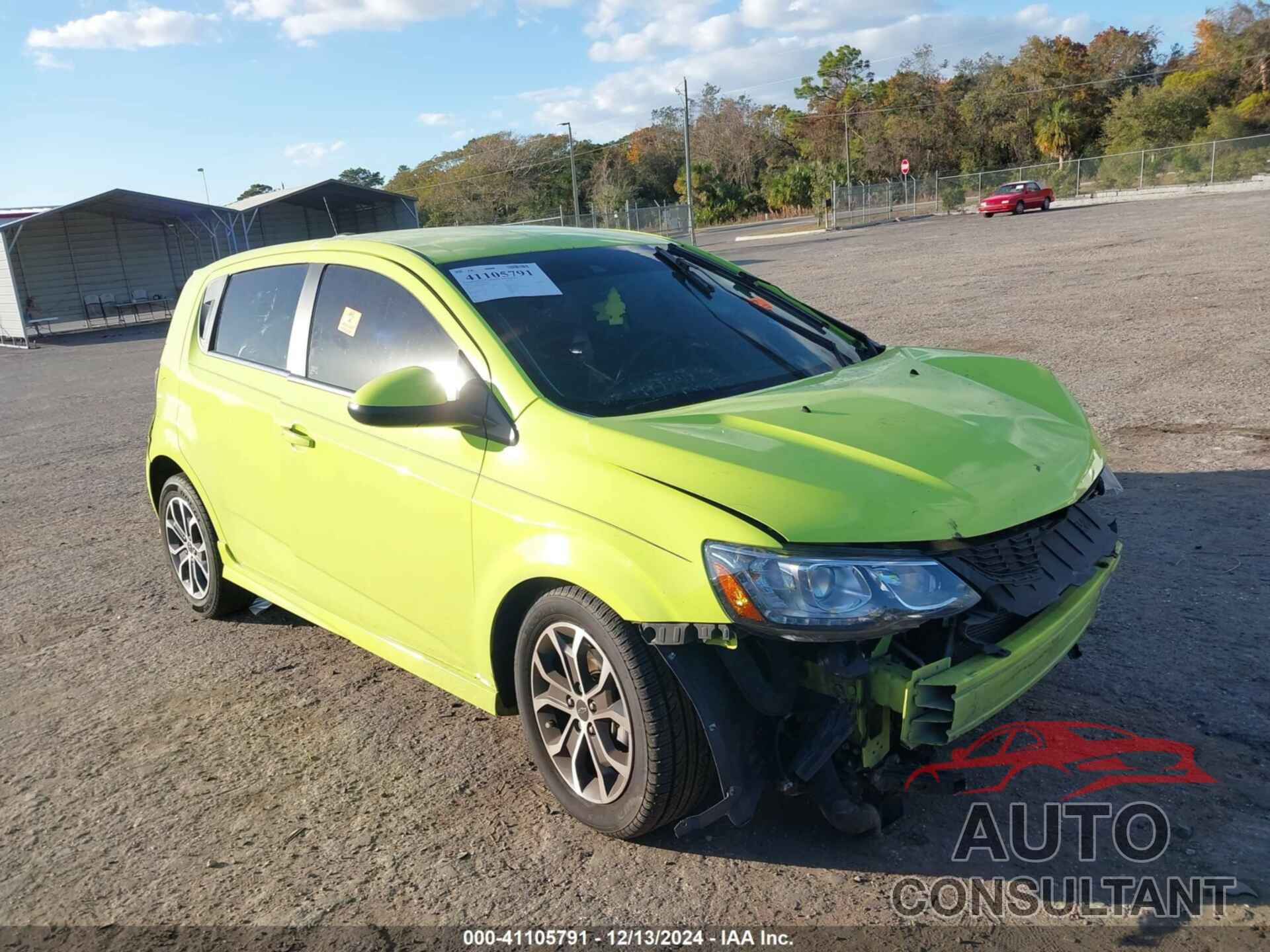 CHEVROLET SONIC 2019 - 1G1JD6SB2K4107551