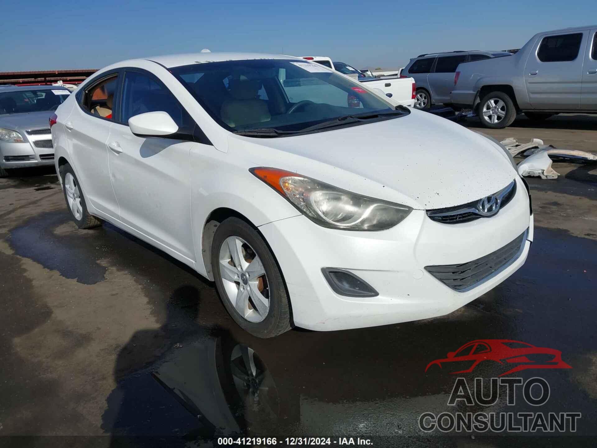HYUNDAI ELANTRA 2011 - 5NPDH4AE0BH050799