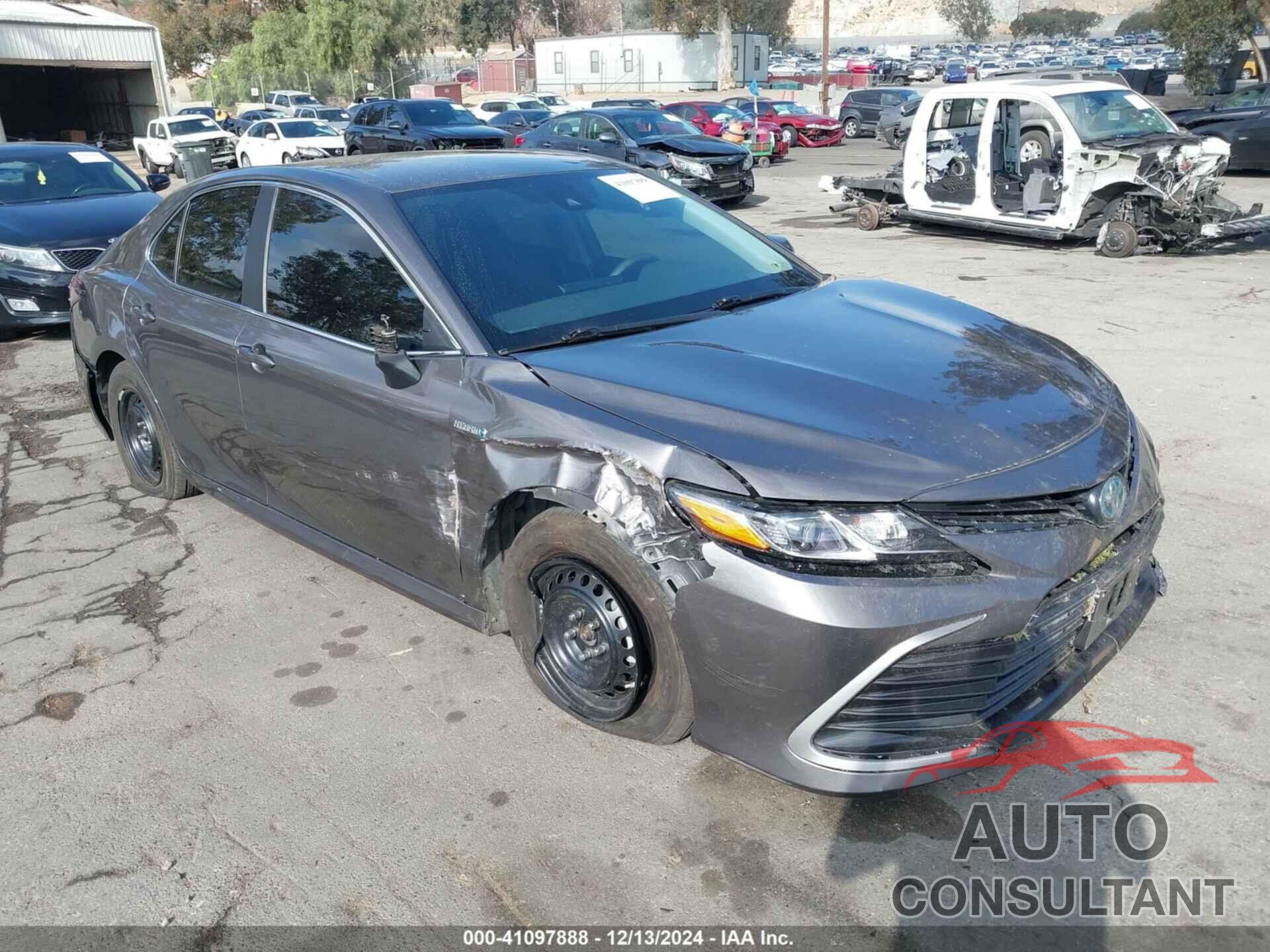 TOYOTA CAMRY 2021 - 4T1C31AK7MU549747