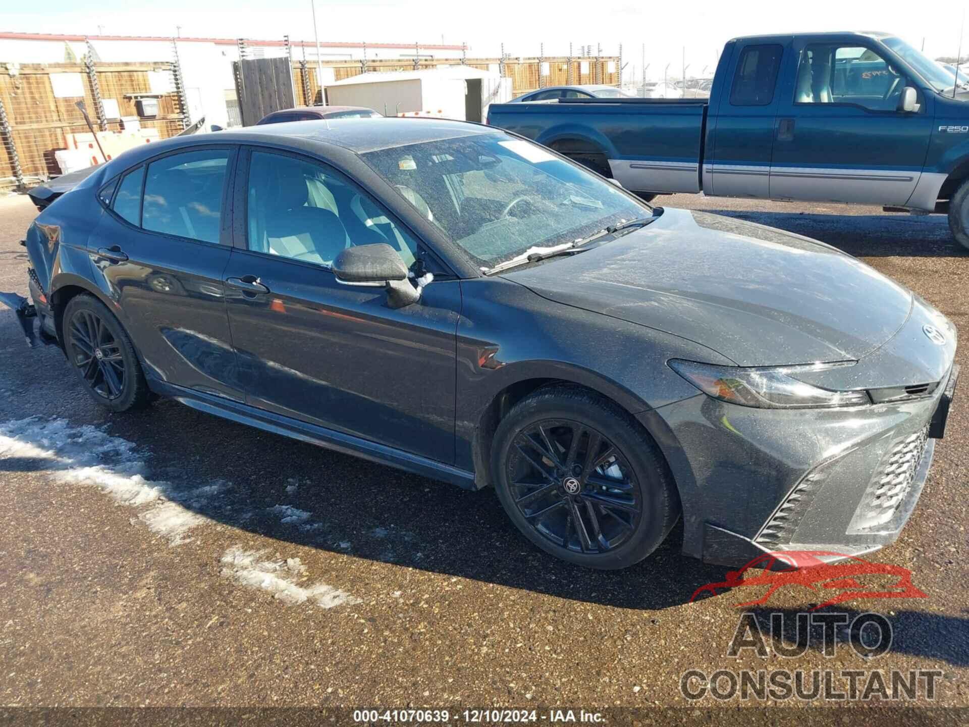 TOYOTA CAMRY 2025 - 4T1DAACK3SU527135