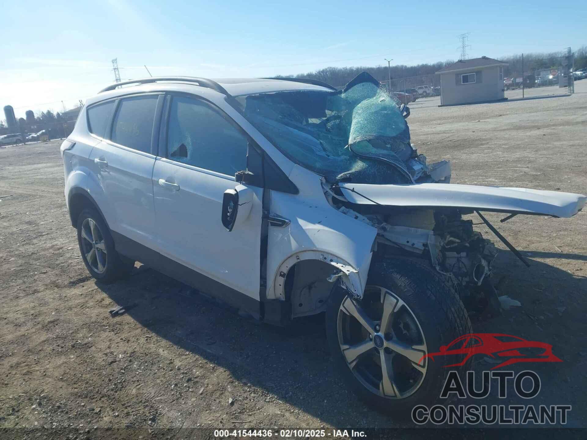 FORD ESCAPE 2017 - 1FMCU9GDXHUC32331