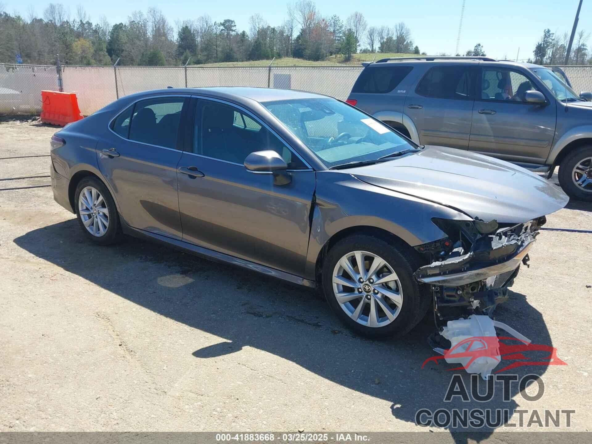 TOYOTA CAMRY 2021 - 4T1R11AK2MU566178