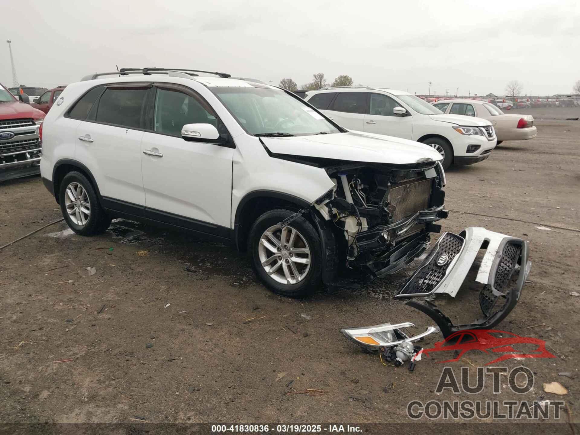 KIA SORENTO 2015 - 5XYKT4A73FG613249
