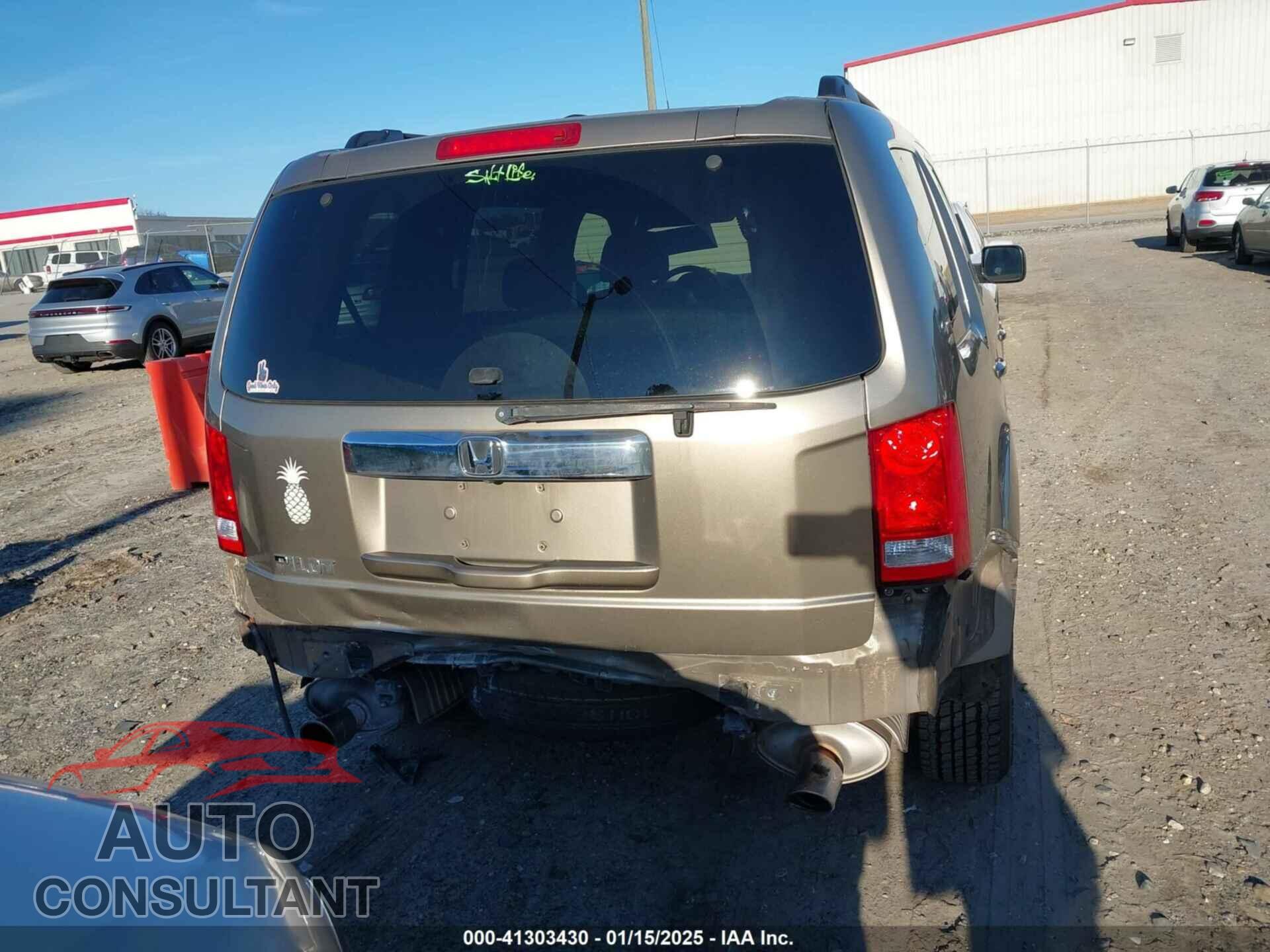 HONDA PILOT 2011 - 5FNYF3H50BB036570