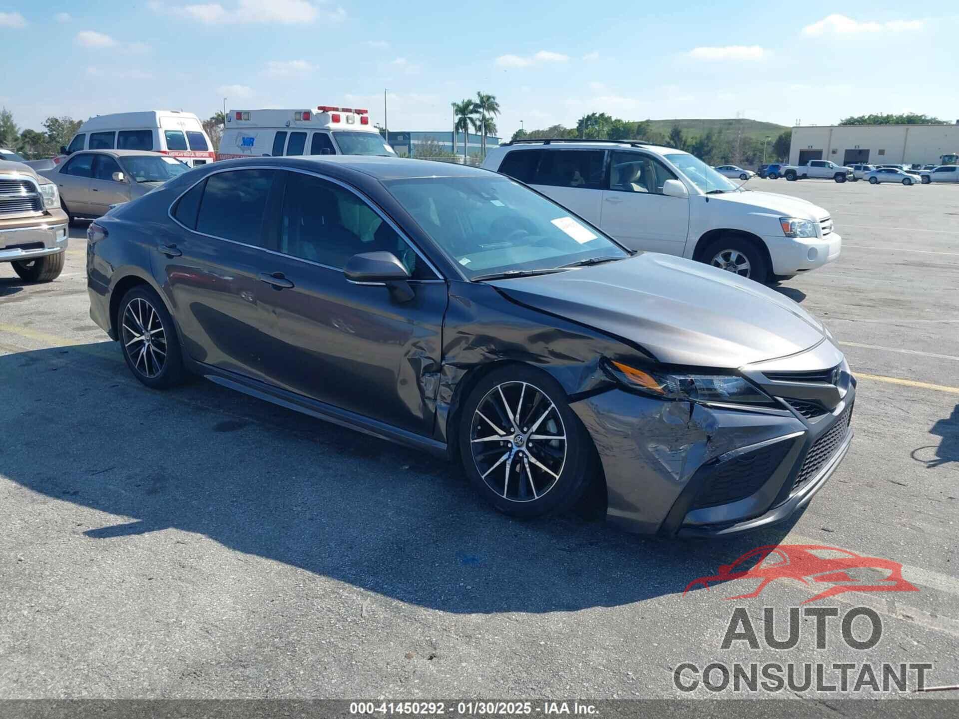TOYOTA CAMRY 2023 - 4T1G11AK1PU809099