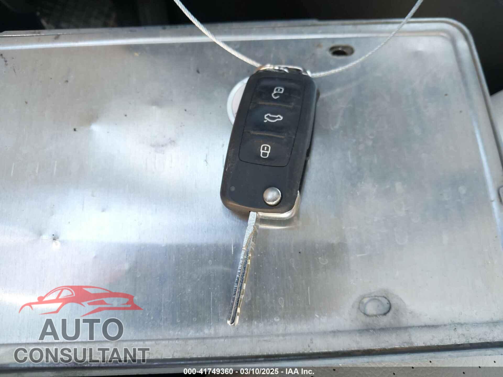 VOLKSWAGEN JETTA 2017 - 3VWDB7AJ6HM410044